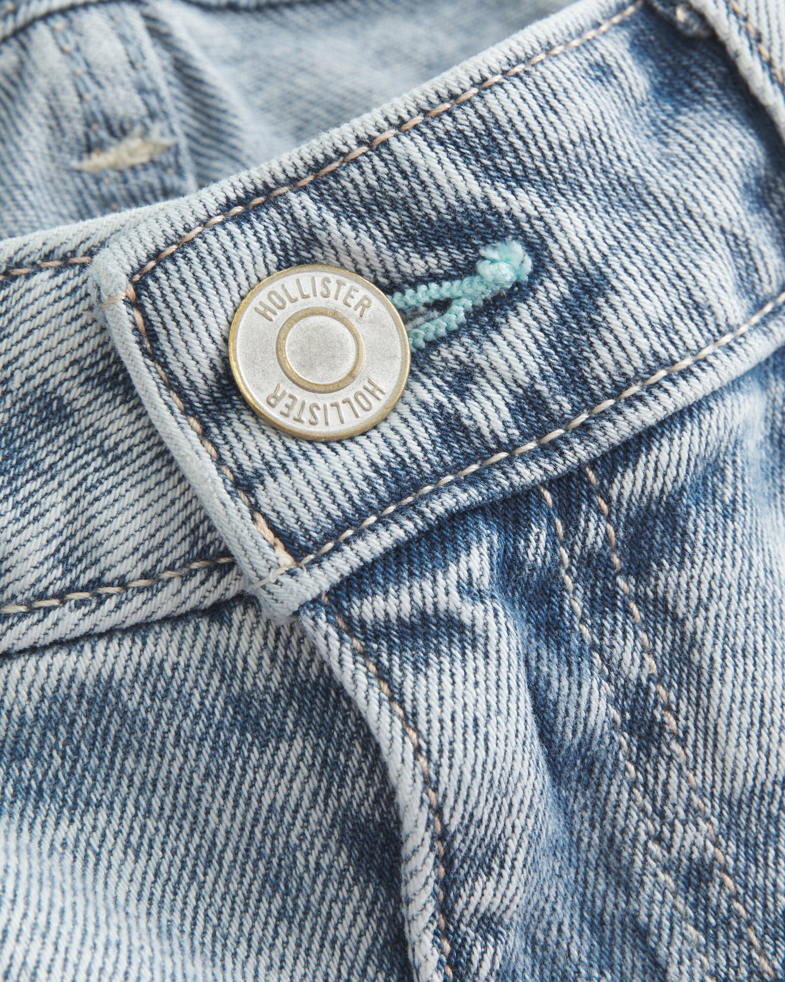 Hollister Low-Rise Distressed Dad Jeans