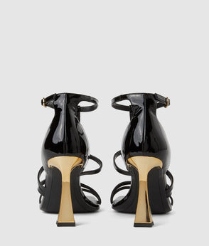 KarlLagerfeld Kweave Bucket Bag Black-Nickel