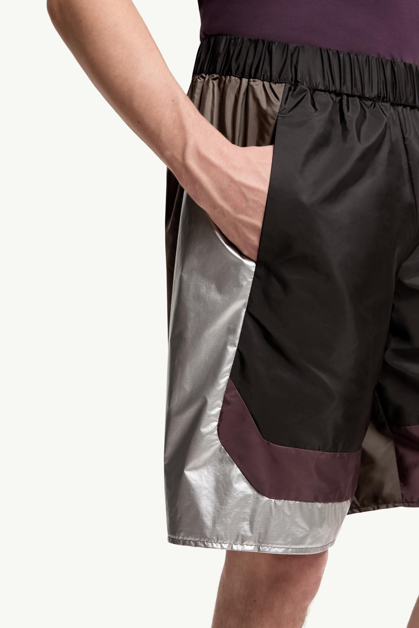 Moncler Geometric Pattern Shorts Silver Silver