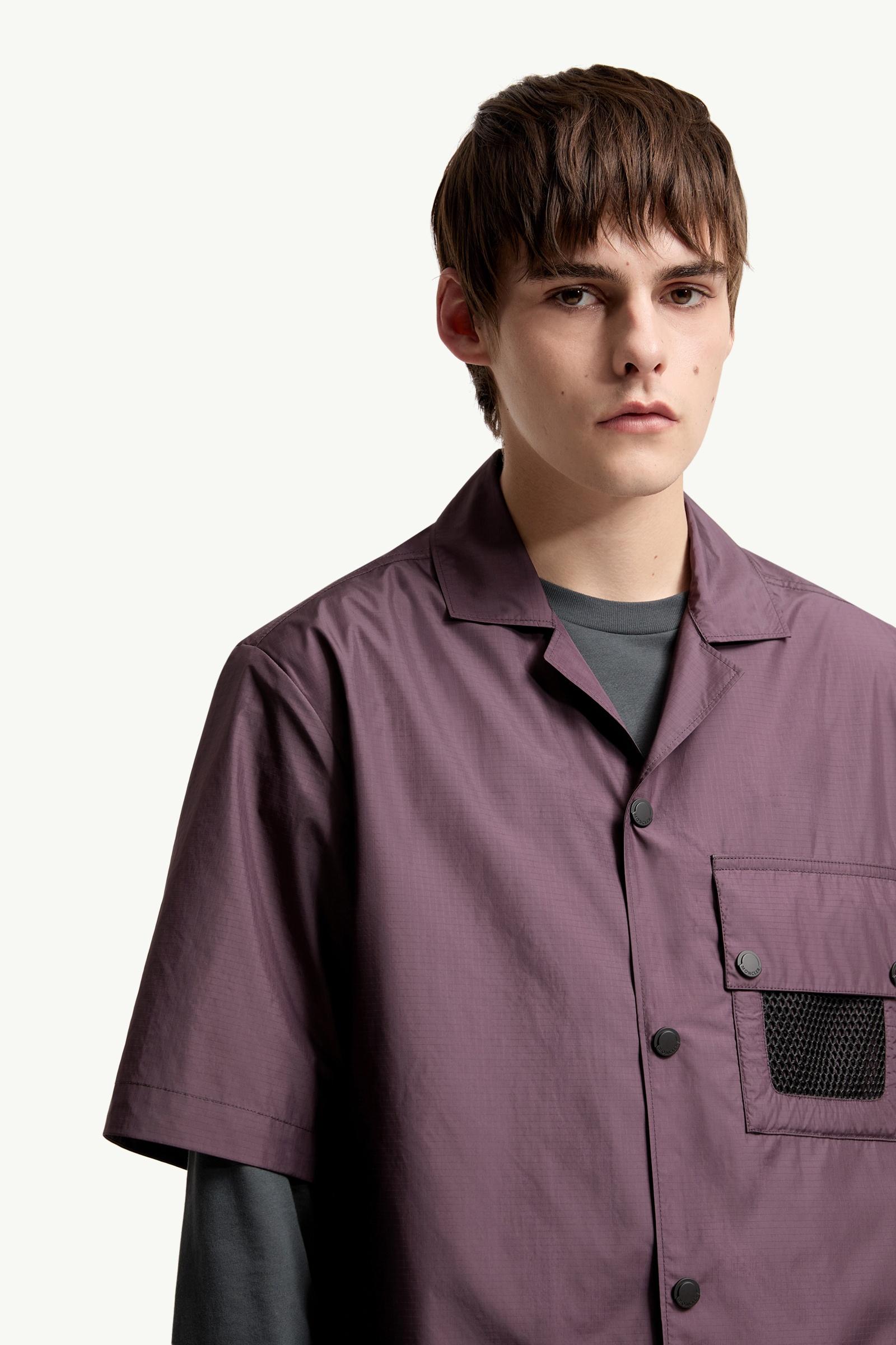 Moncler Logo Short Sleeve Shirt Grape Red Grape Red
