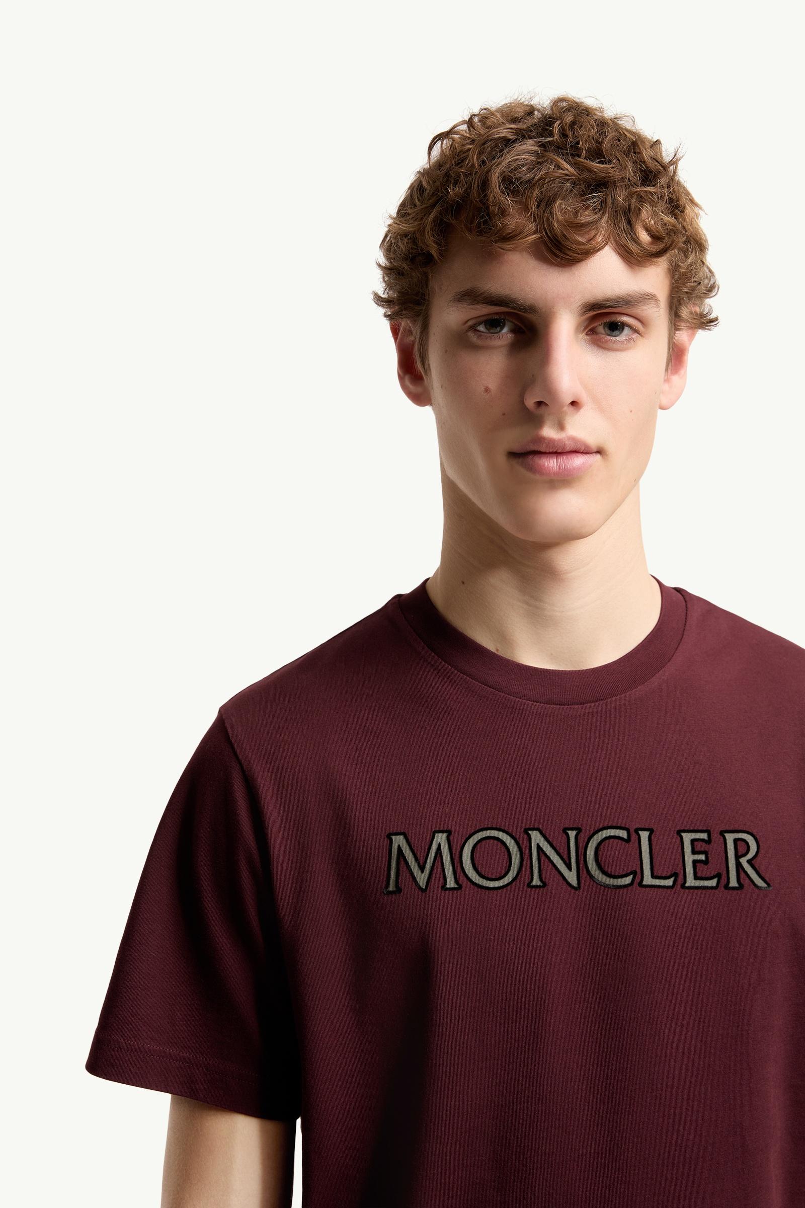 Moncler Logo Print Cotton T-Shirt Burgundy Burgundy