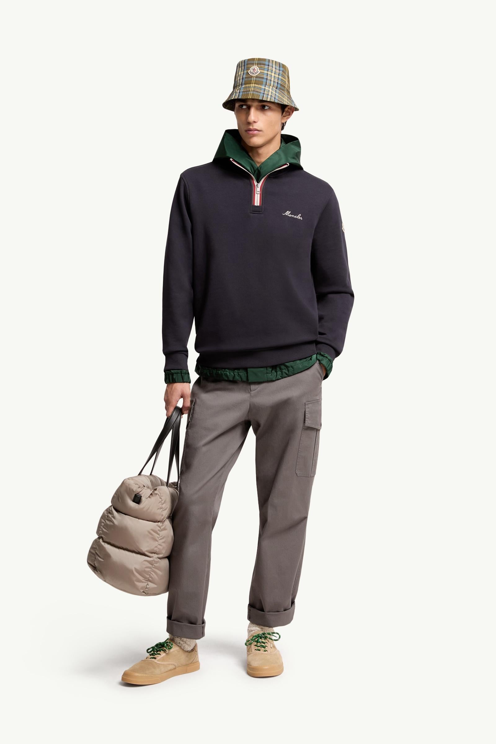 Moncler Embroidered Logo Turtleneck Sweatshirt Navy Blue Navy Blue