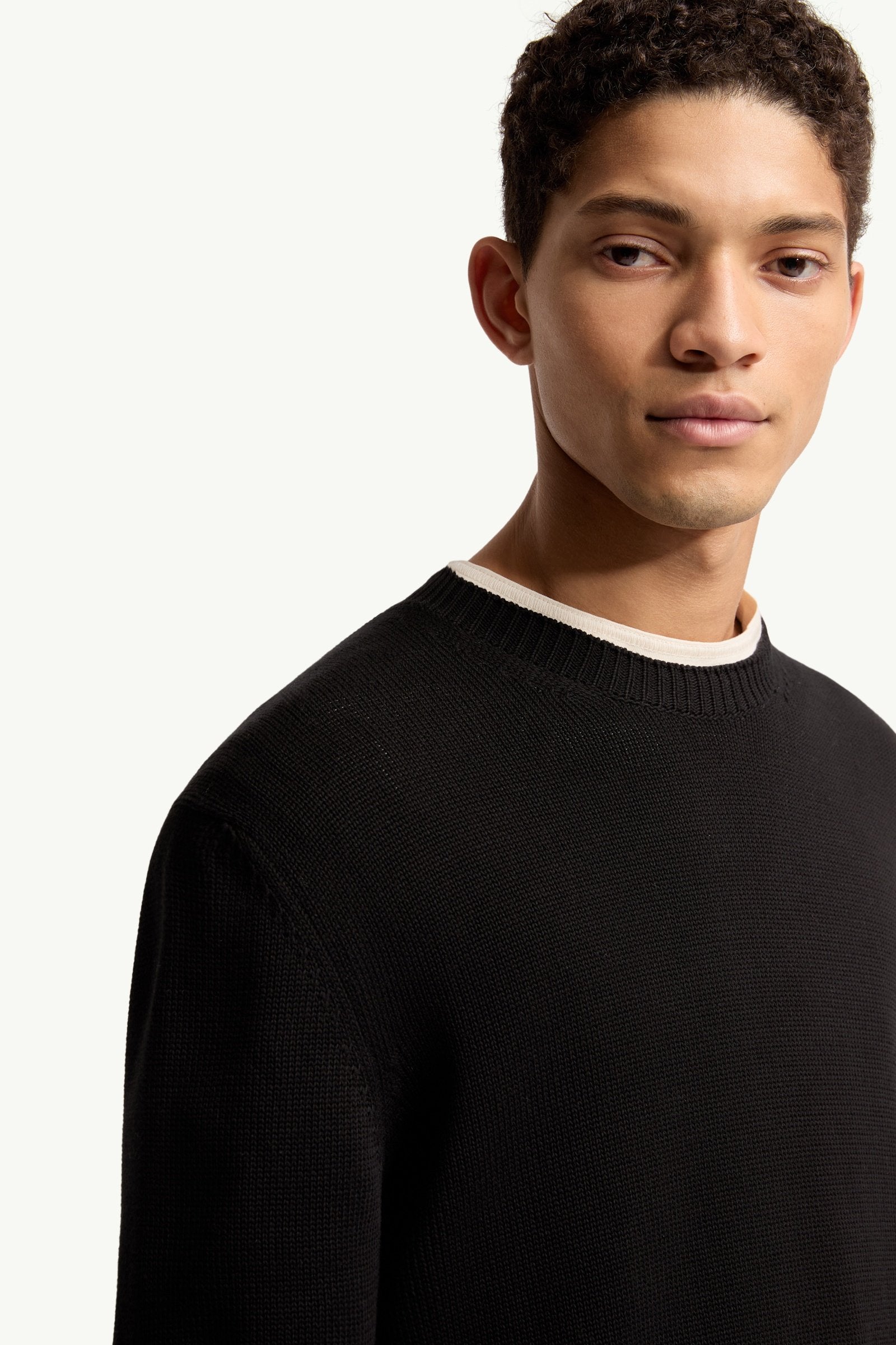 Moncler Logo Patch Cotton Sweater Black Black