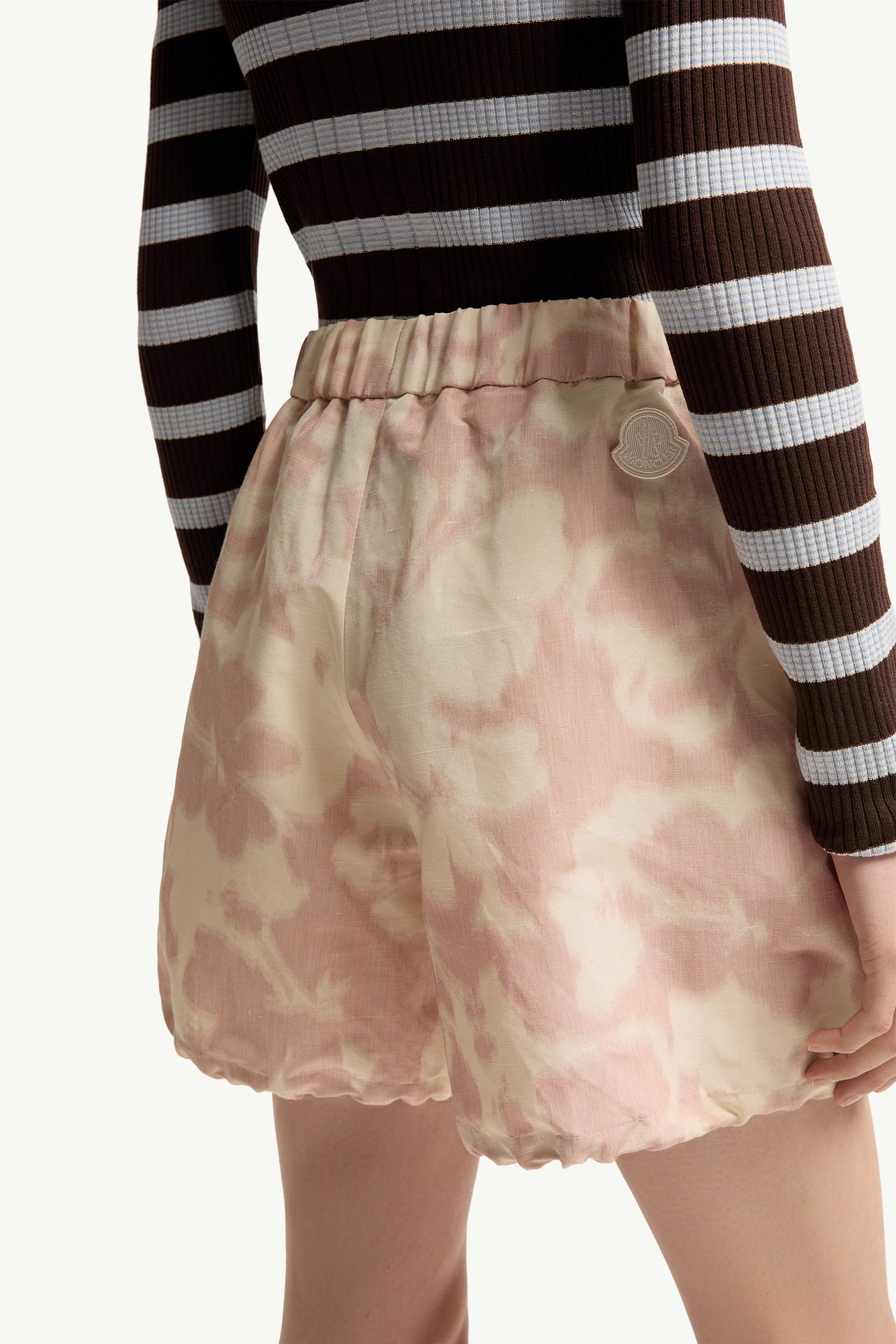Moncler Floral Print Chiné Shorts White & Pink White & Pink