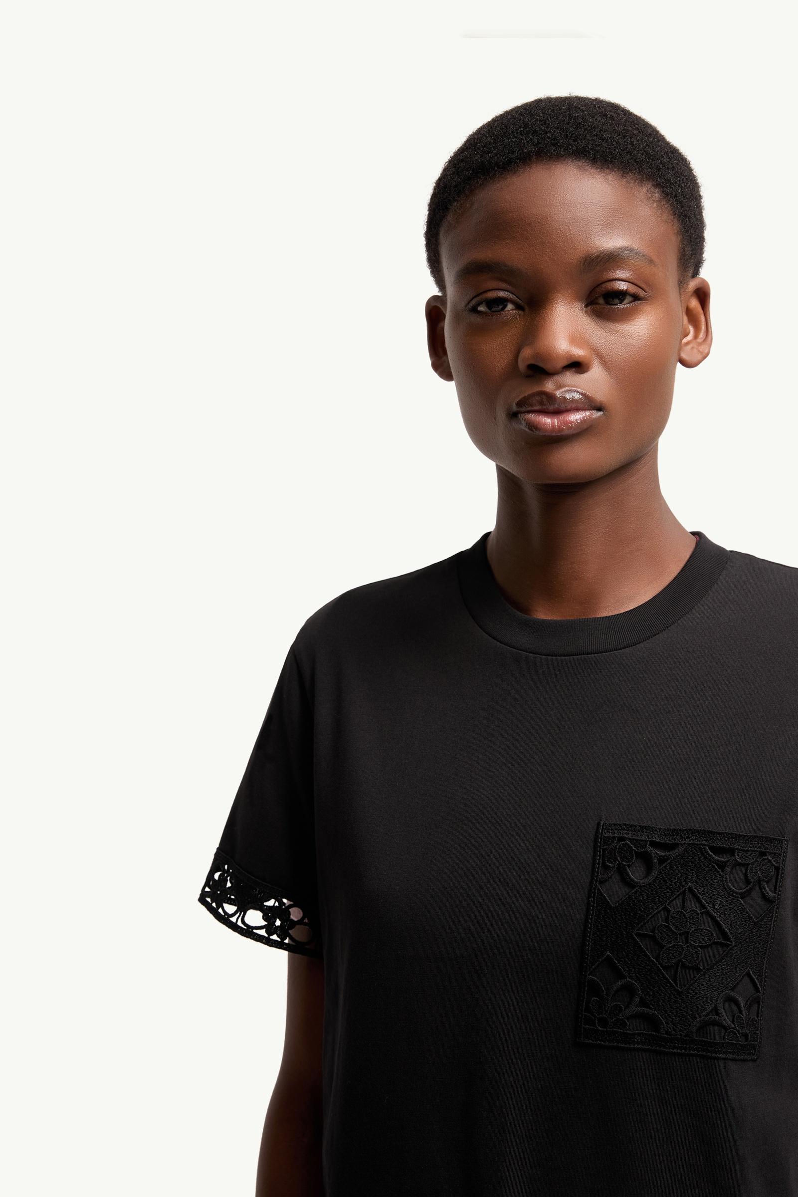 Moncler Macramé-Trimmed Cotton T-Shirt Black Black