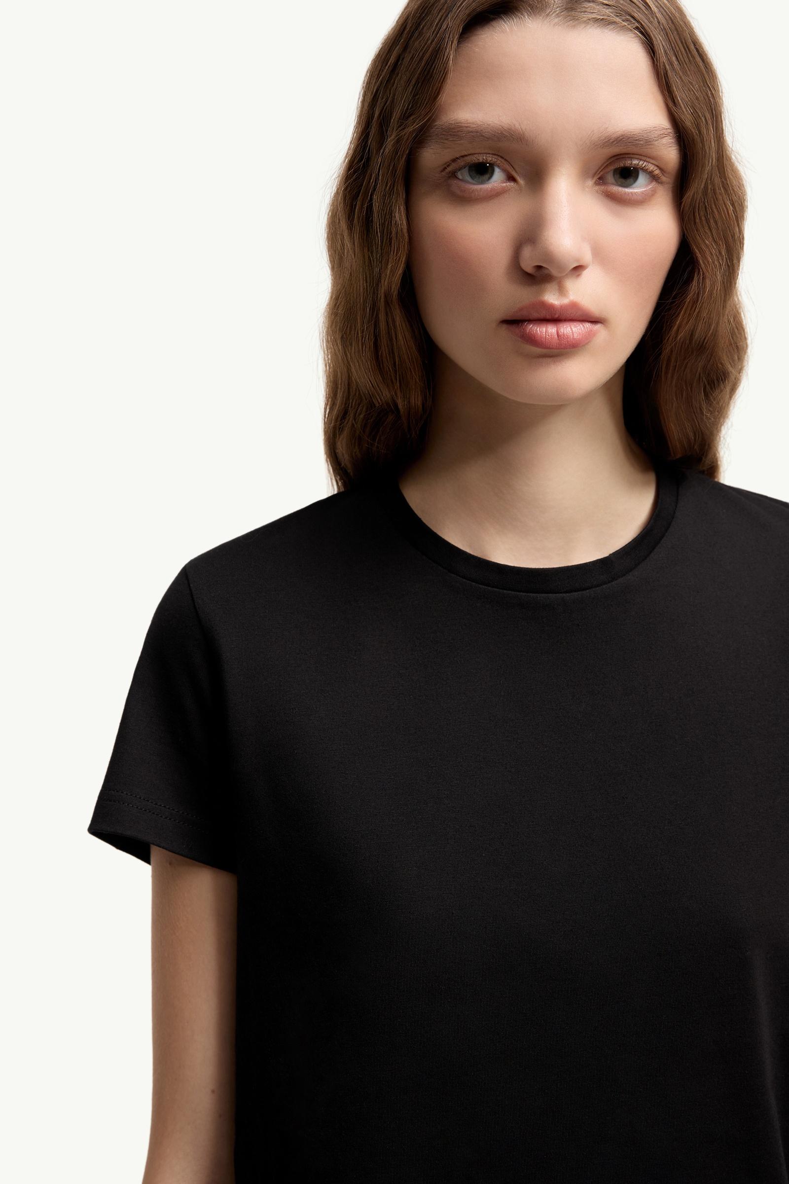 Moncler Logo Patch Cotton Jersey T-Shirt Black Black