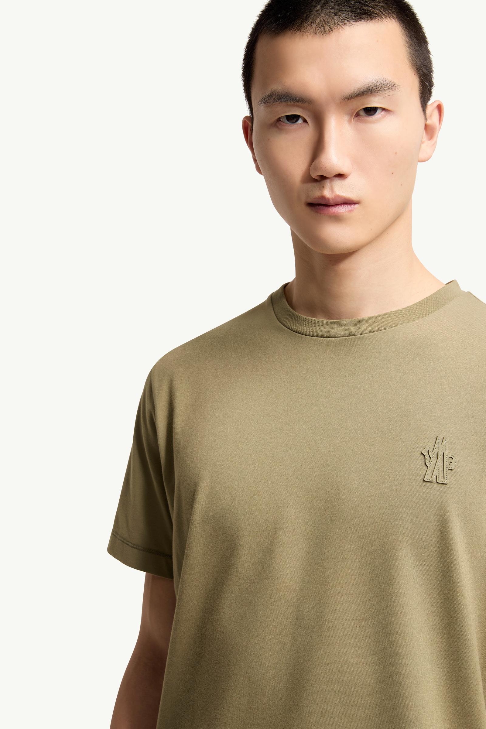 Moncler Logo Patch Cotton Blend T-Shirt (Three Pack) Black & White & Olive Green Black & White & Olive Green