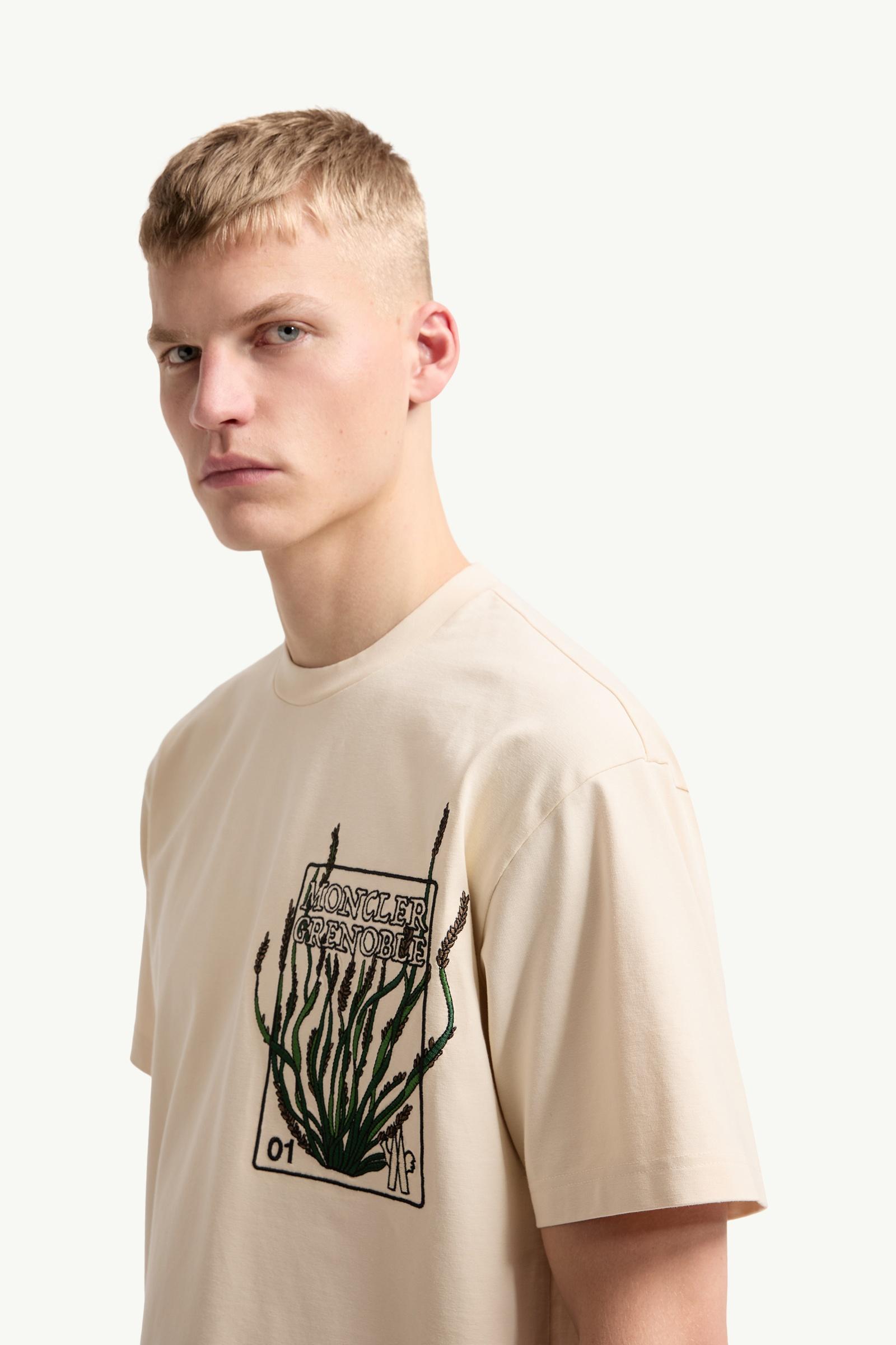 Moncler Embroidered Botanical Motif Cotton T-Shirt White Ivory White Ivory