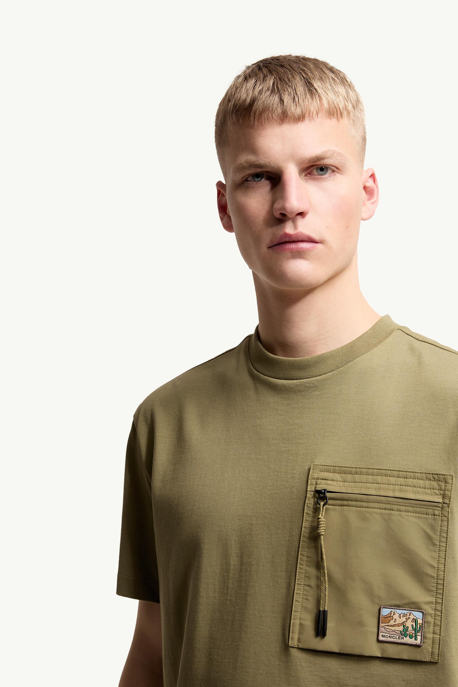 Moncler Utility Pocket Cotton T-Shirt Olive Green Olive Green