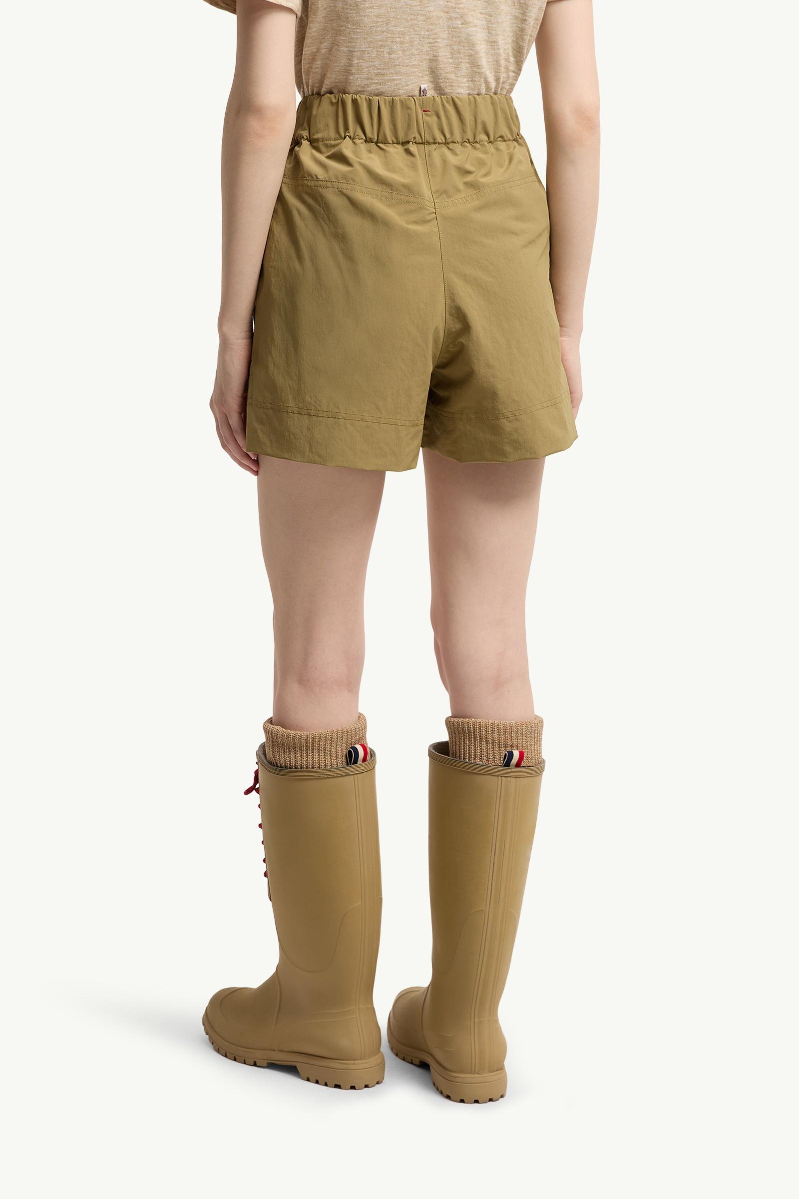 Moncler Technical Froissé Shorts Khaki Khaki