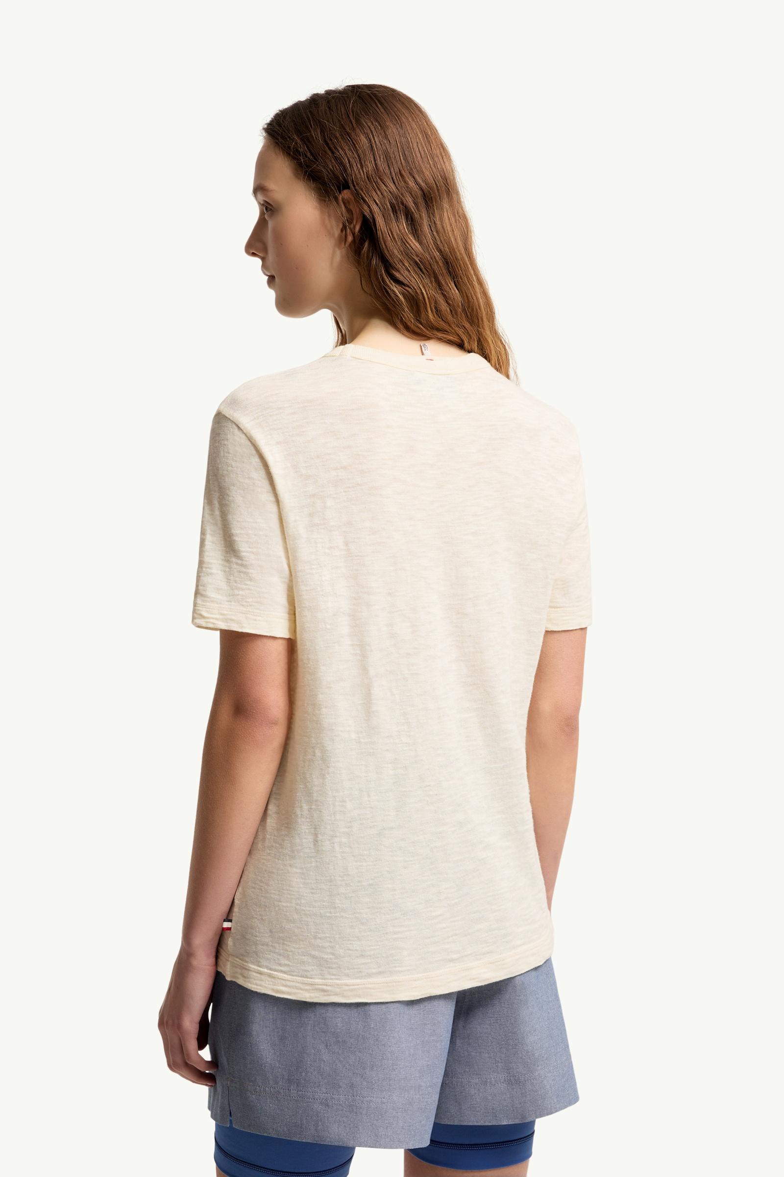 Moncler Logo Patch Cotton T-Shirt White Ivory White Ivory