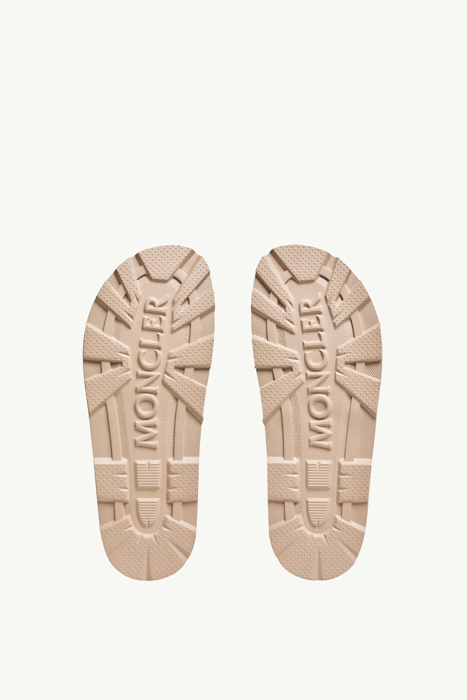 Moncler Vera Isla Leather Sandals Light Beige