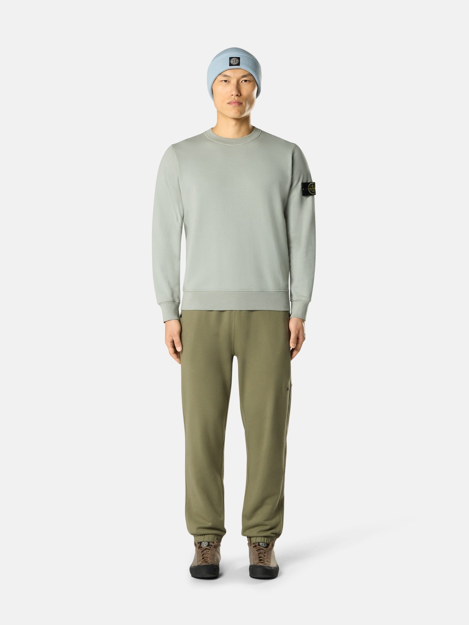 Stone Island Regular-Fit Crewneck Sweatshirt with Raglan Sleeves 6100060