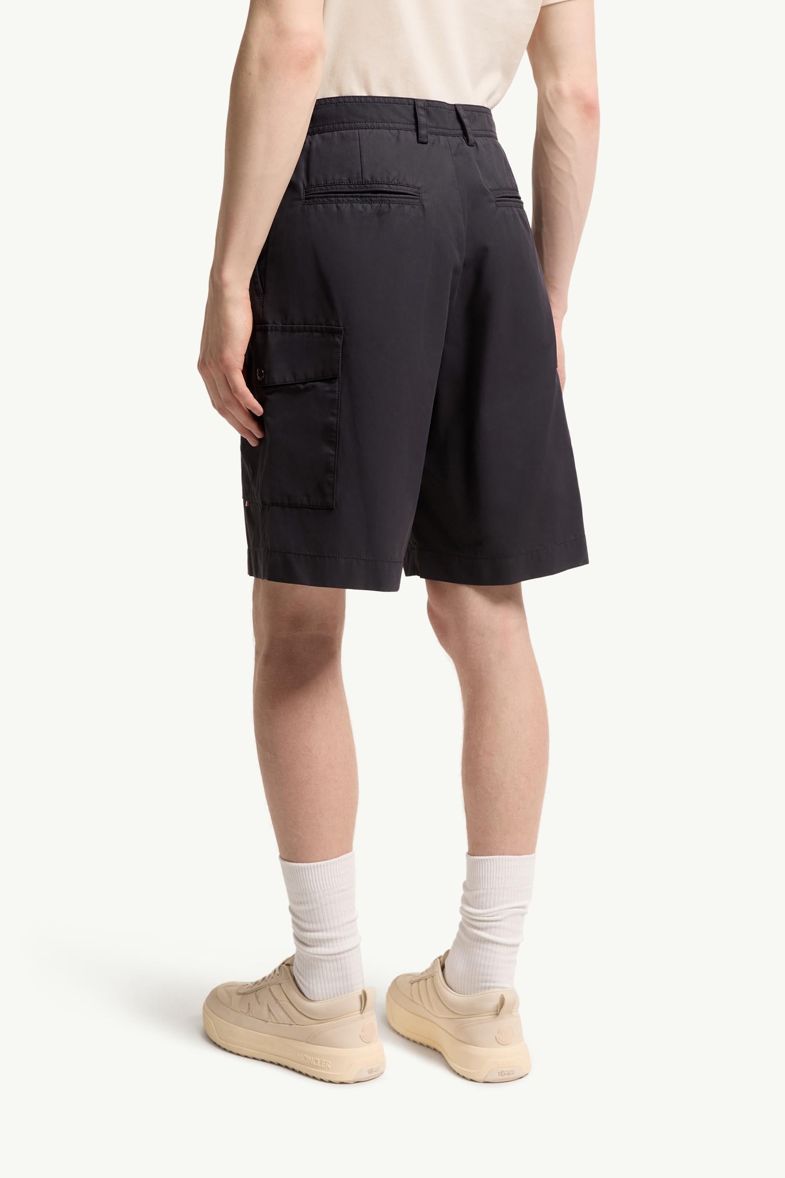 Moncler Gabardine Cargo Shorts Navy Blue Navy Blue