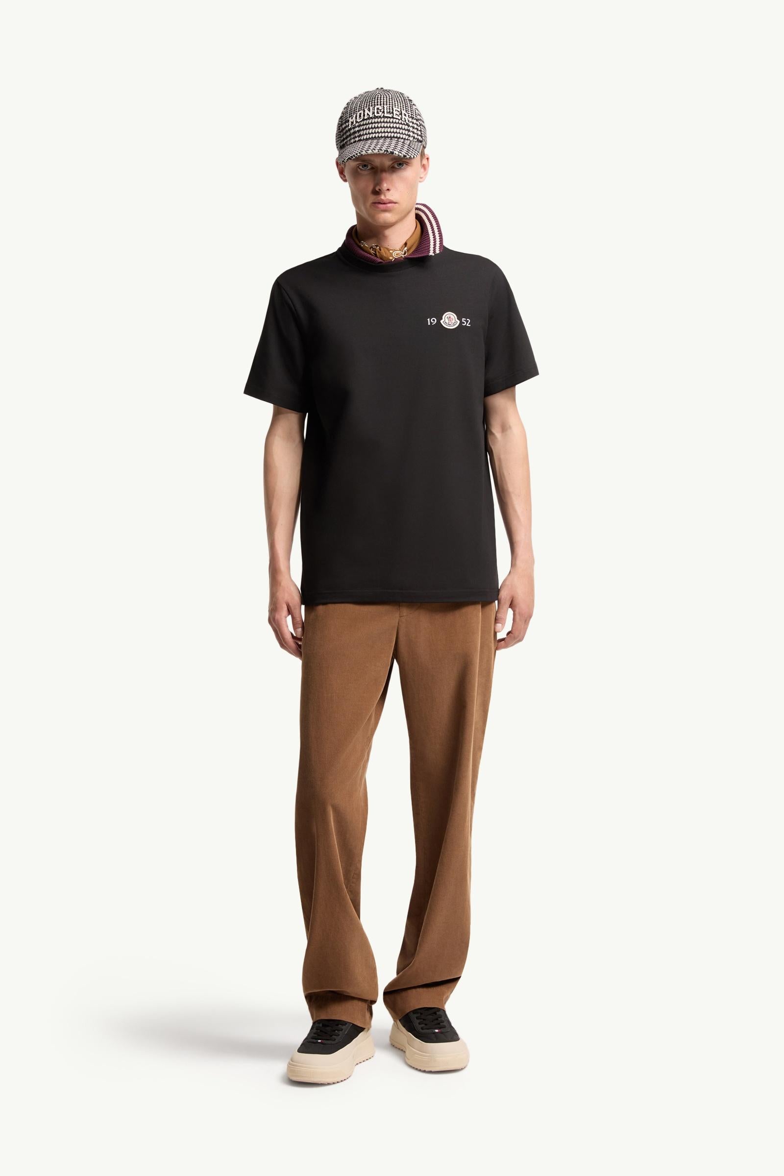 Moncler Logo Cotton T-Shirt Black Black