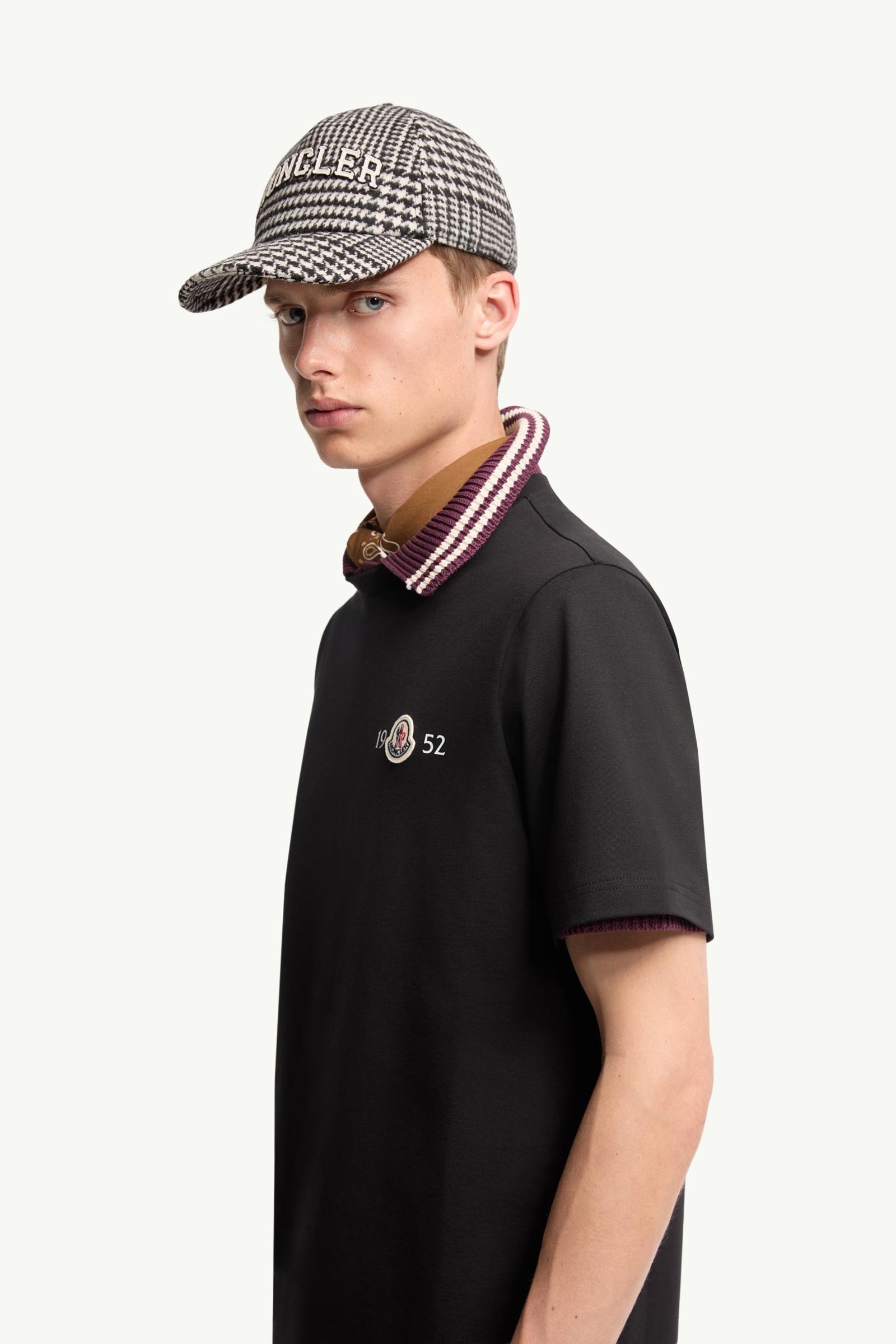 Moncler Logo Cotton T-Shirt Black Black