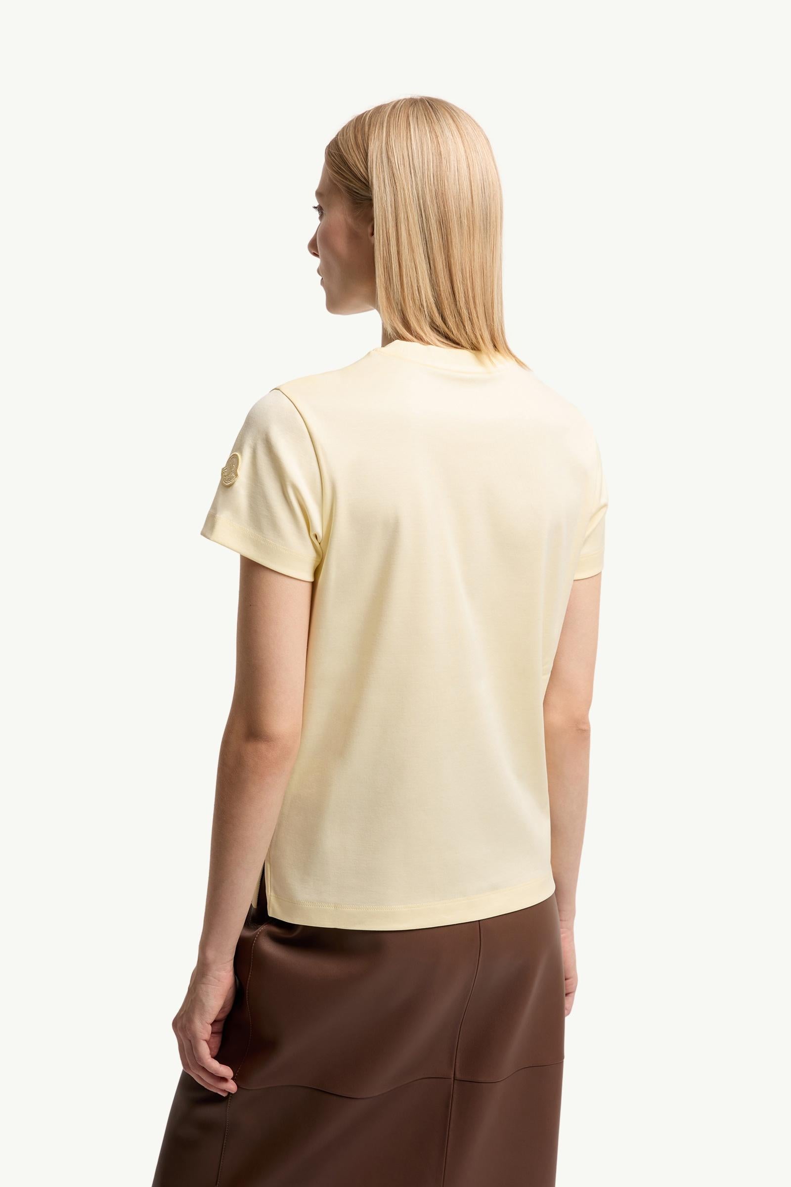 Moncler Metal Logo Cotton T-Shirt Light Yellow Light Yellow