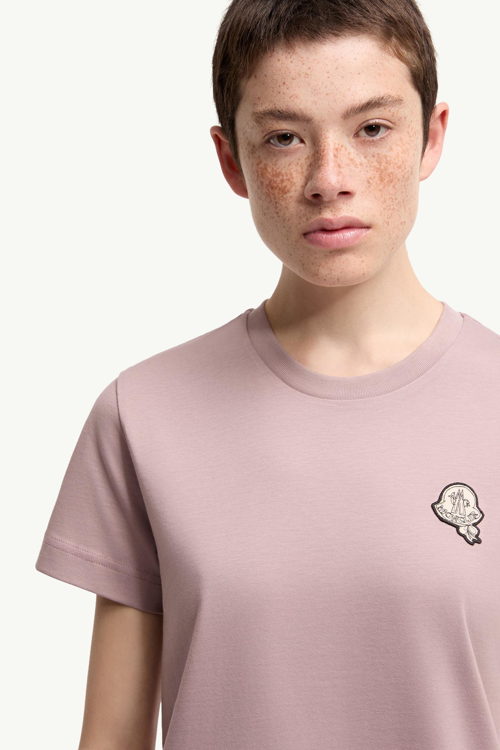 Moncler Logo Patch Cotton T-Shirt Light Pink Light Pink