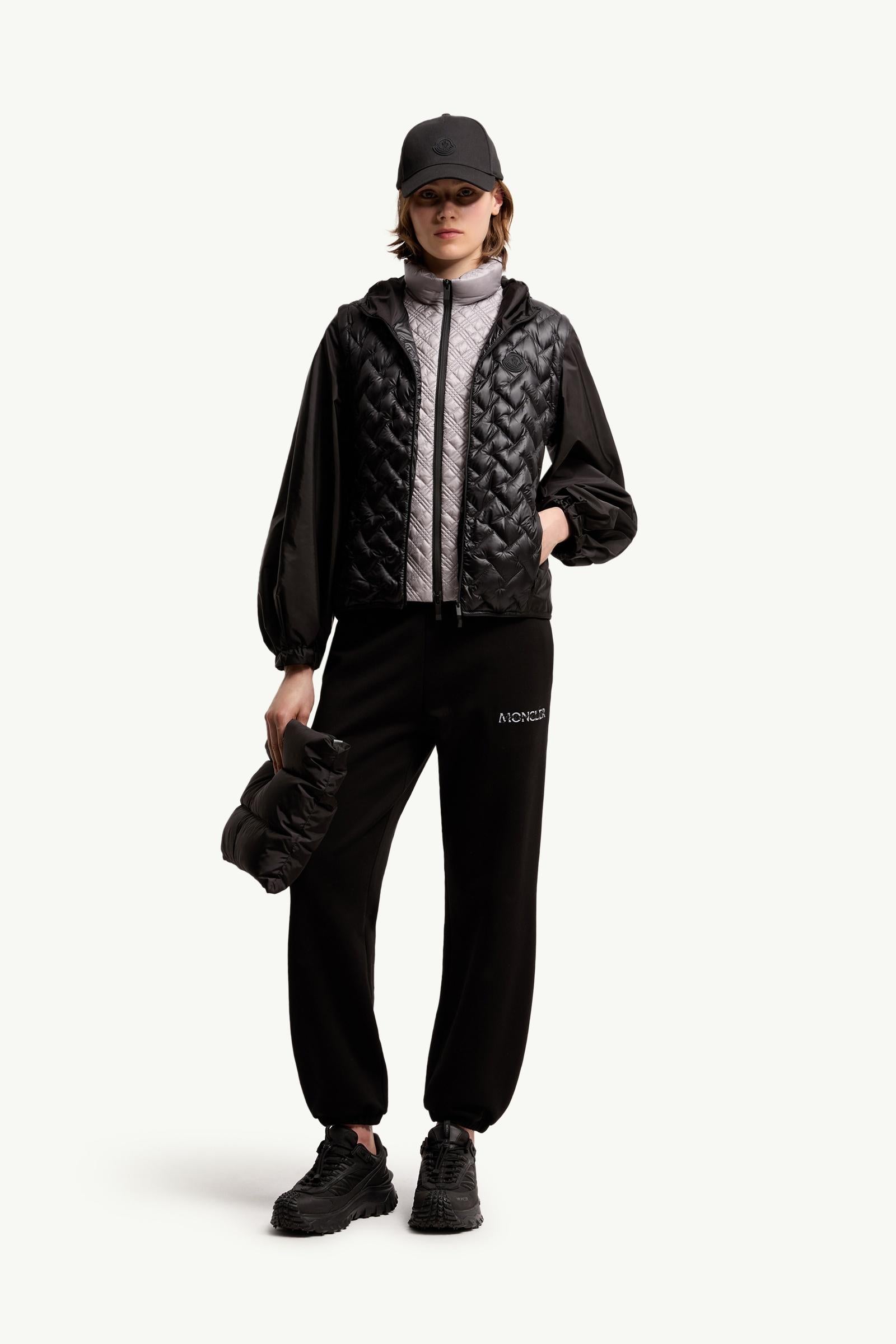 Moncler Logo Cotton Sweatpants Black Black
