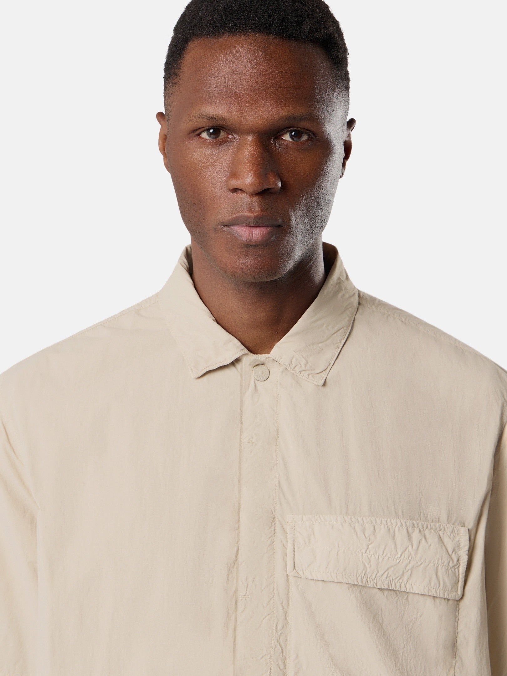 Stone Island Comfort-Fit Short-Sleeve Shirt with Chest Pocket 1200019