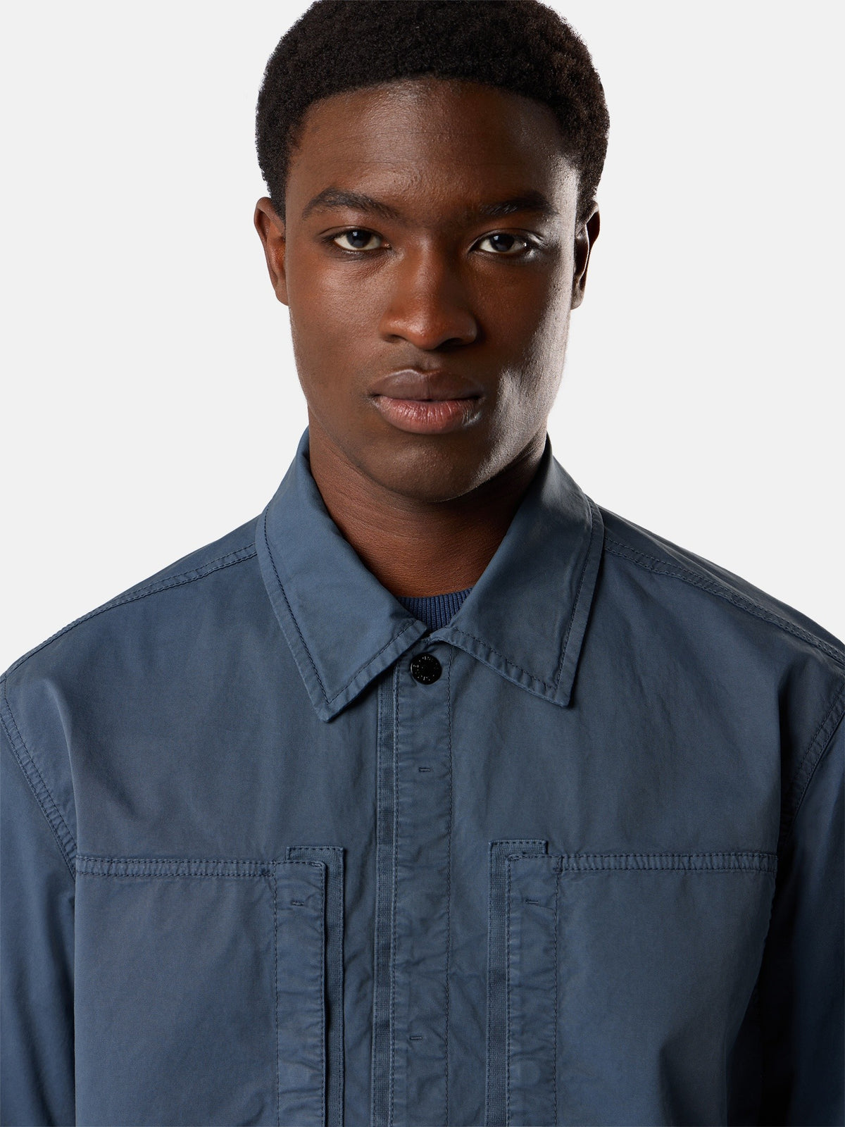 Stone Island Comfort-Fit Short-Sleeve Shirt with Chest Pockets 1200037