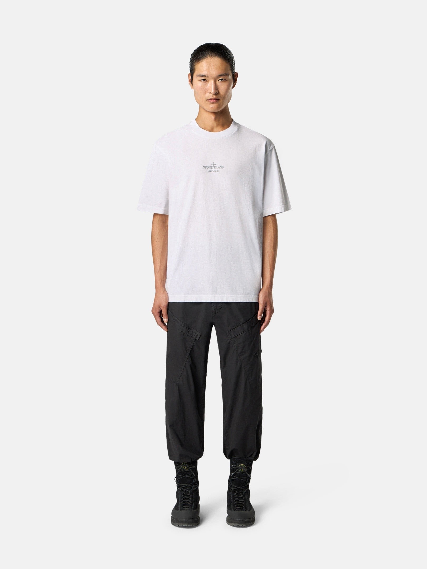 Stone Island Regular-Fit T-Shirt with Seasonal ‘archivio’ Print 2100033