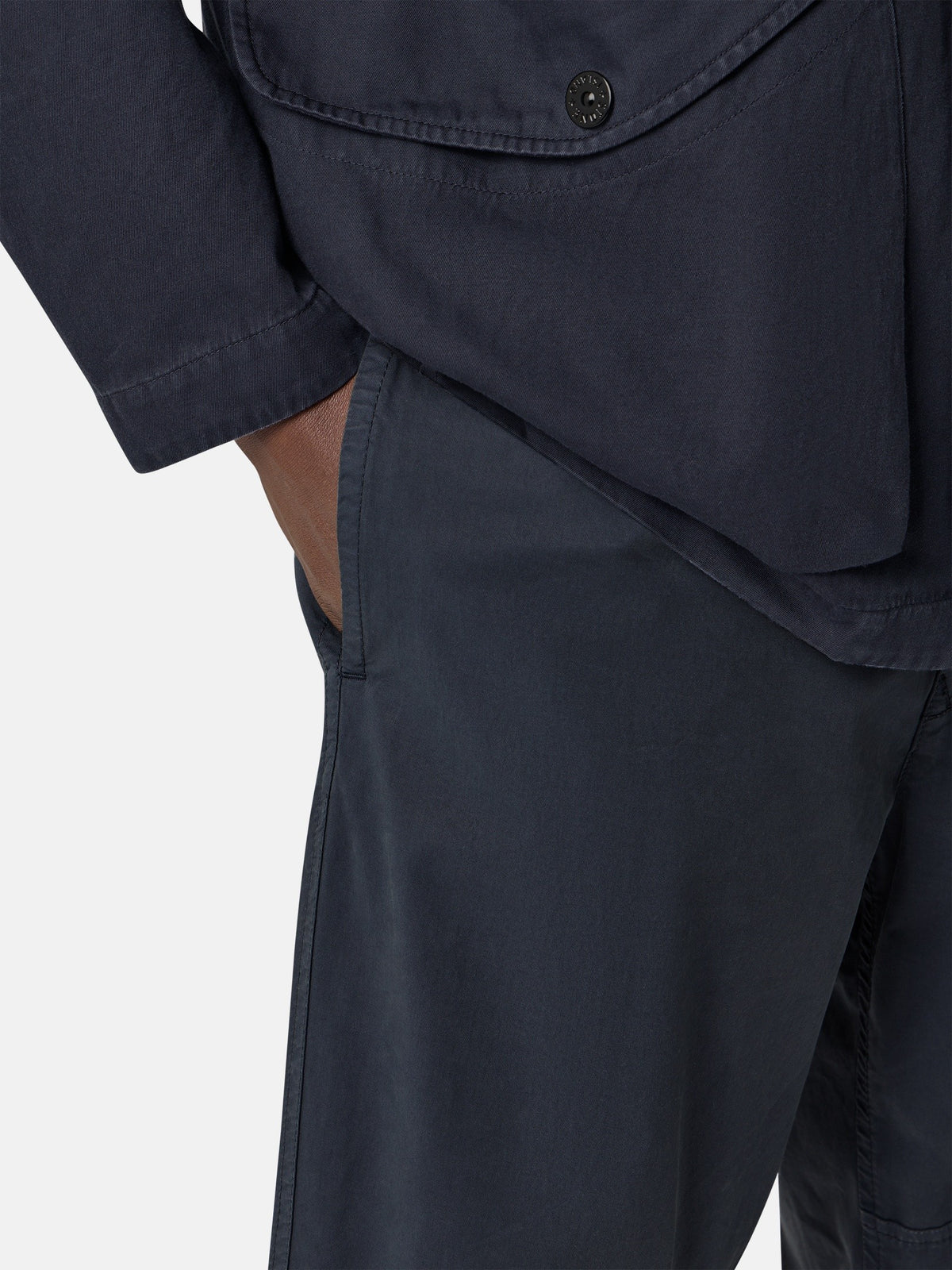 Stone Island Loose-Fit Cargo Trousers with Drawstring Cuffs 3100002