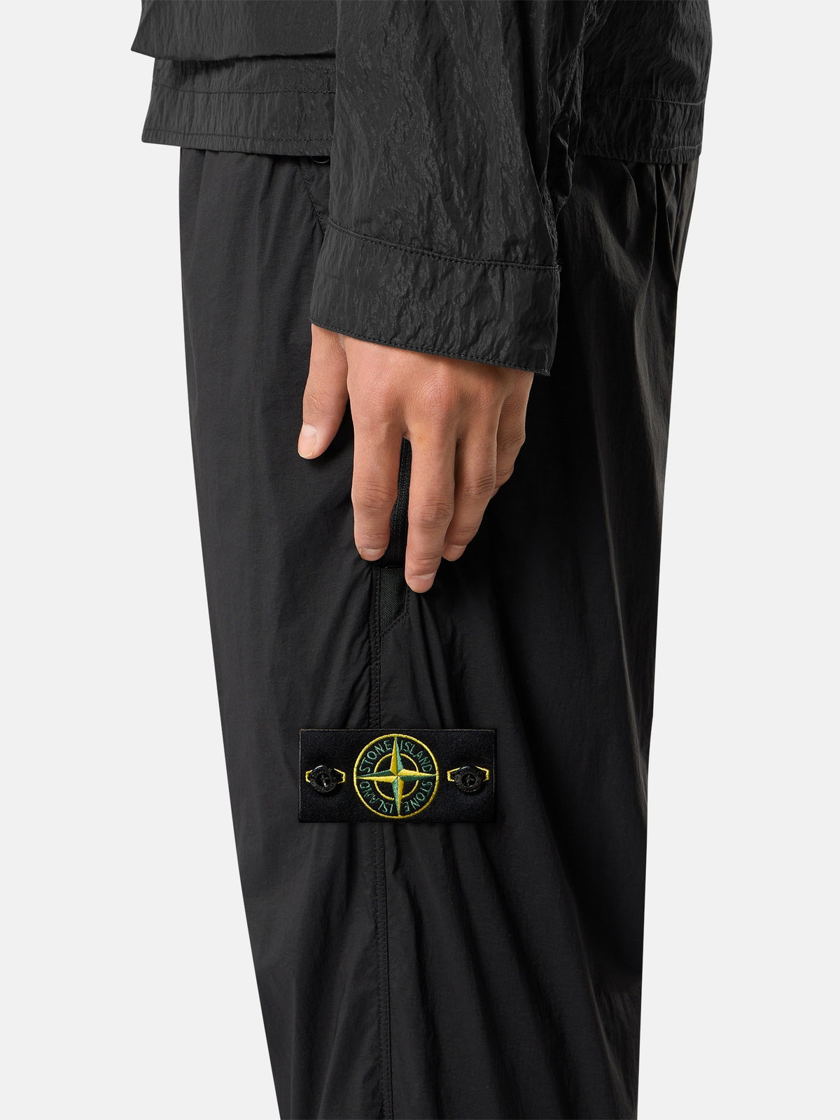 Stone Island Loose-Fit Trousers with Dual Zip Back Pockets 3100017