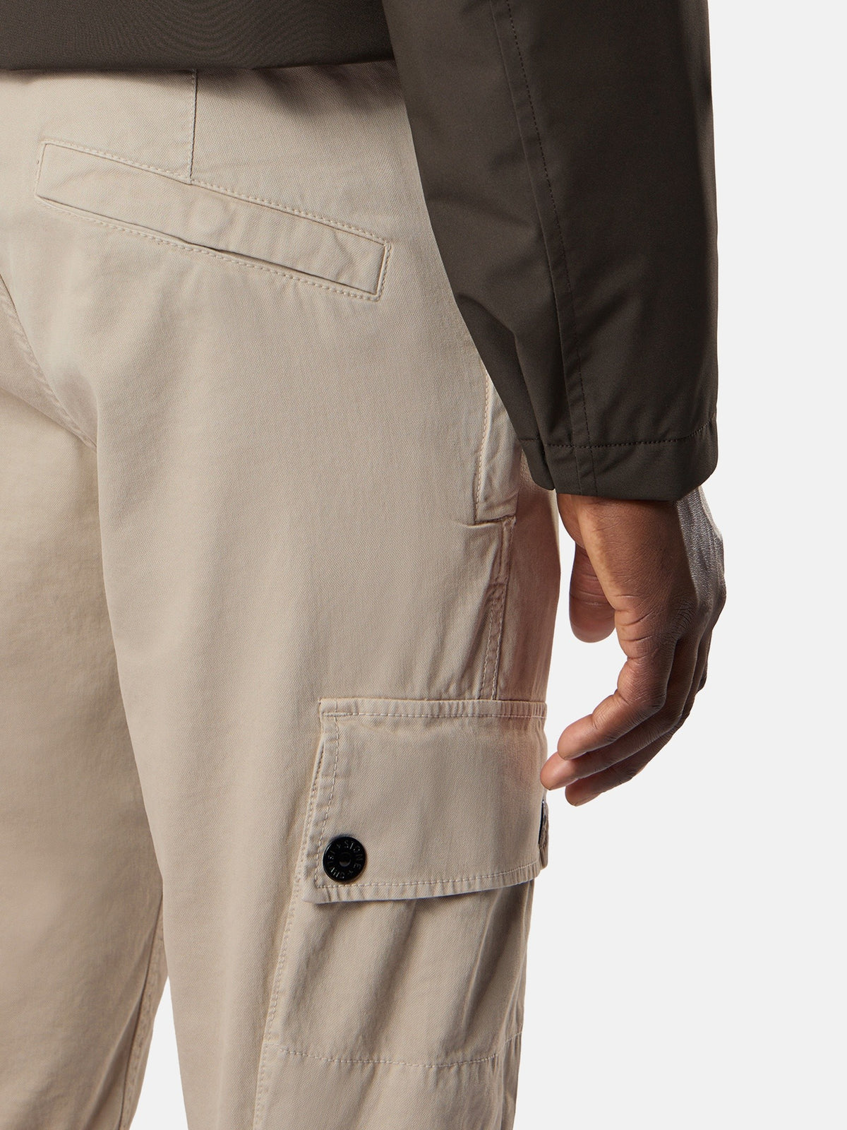 Stone Island Slim-Fit Cargo Trousers with Zip Pockets 3100034