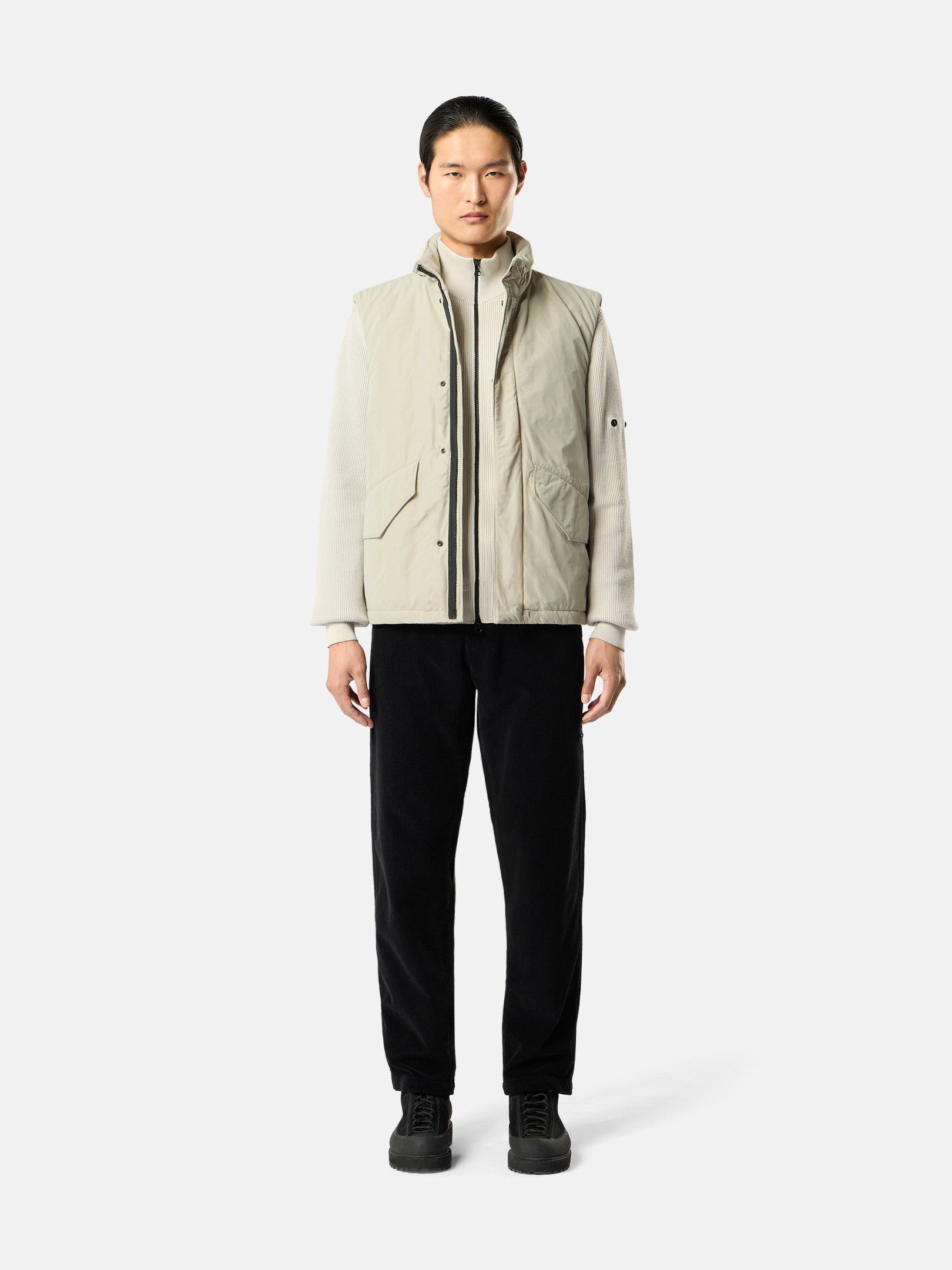 Stone Island Regular-Fit Chino Trousers with Contrast Pocket 3100059
