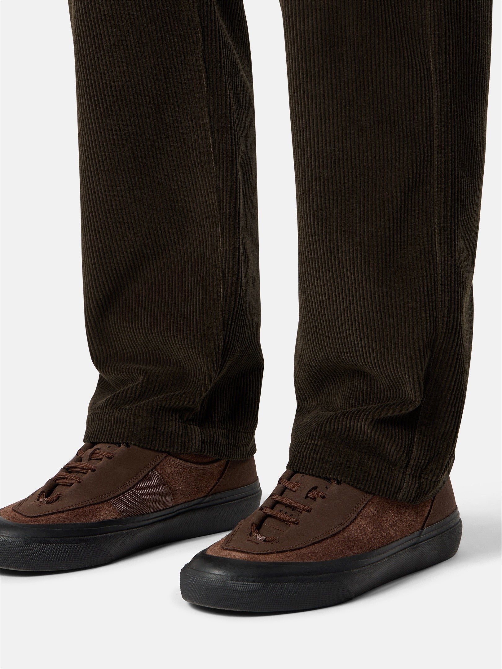 Stone Island Regular-Fit Chino Trousers with Contrast Pocket 3100059
