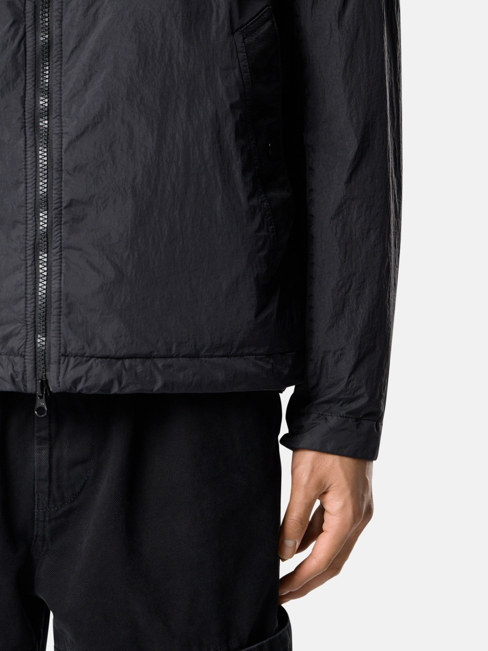 Stone Island Hooded Jacket with Wind Resistance and Anti-Drop 4100001