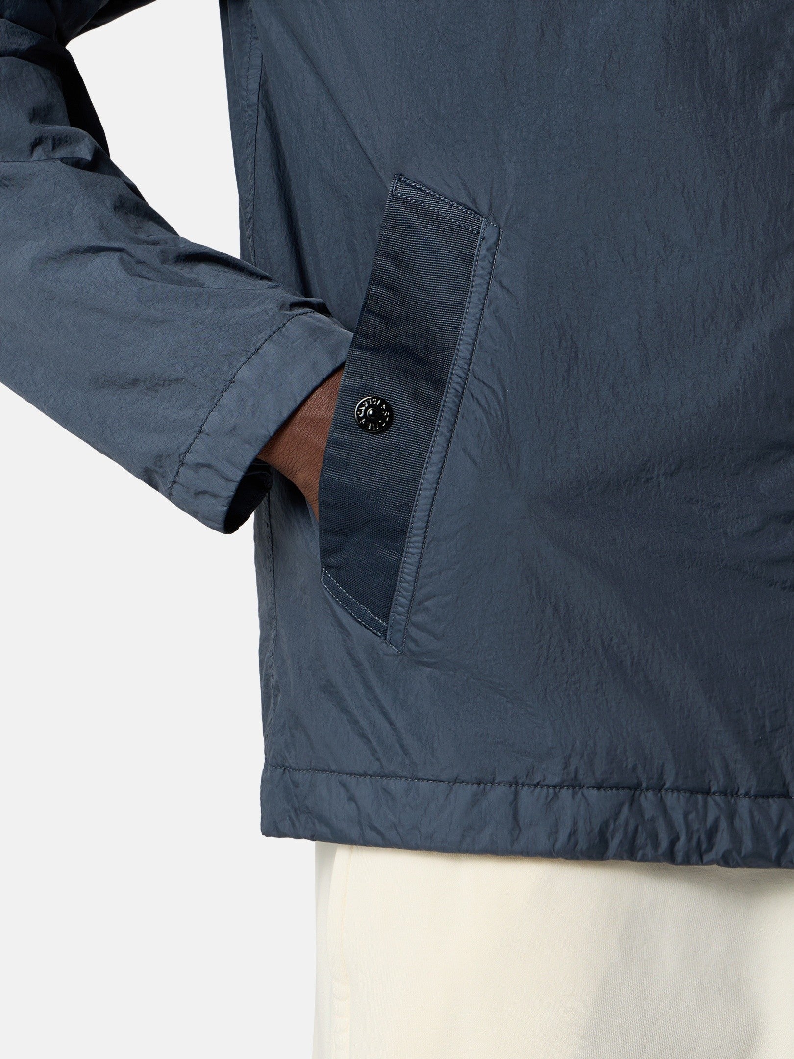 Stone Island Hooded Jacket with Wind Resistance and Anti-Drop 4100001