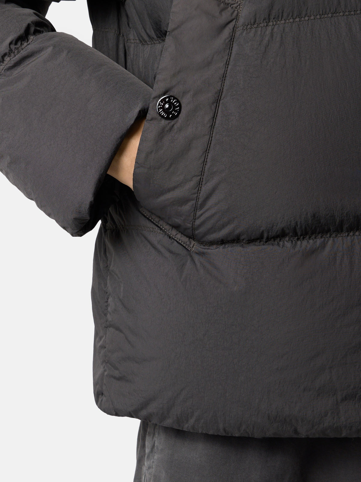 Stone Island Down Jacket with Wind Resistance and Anti-Drop 4100109