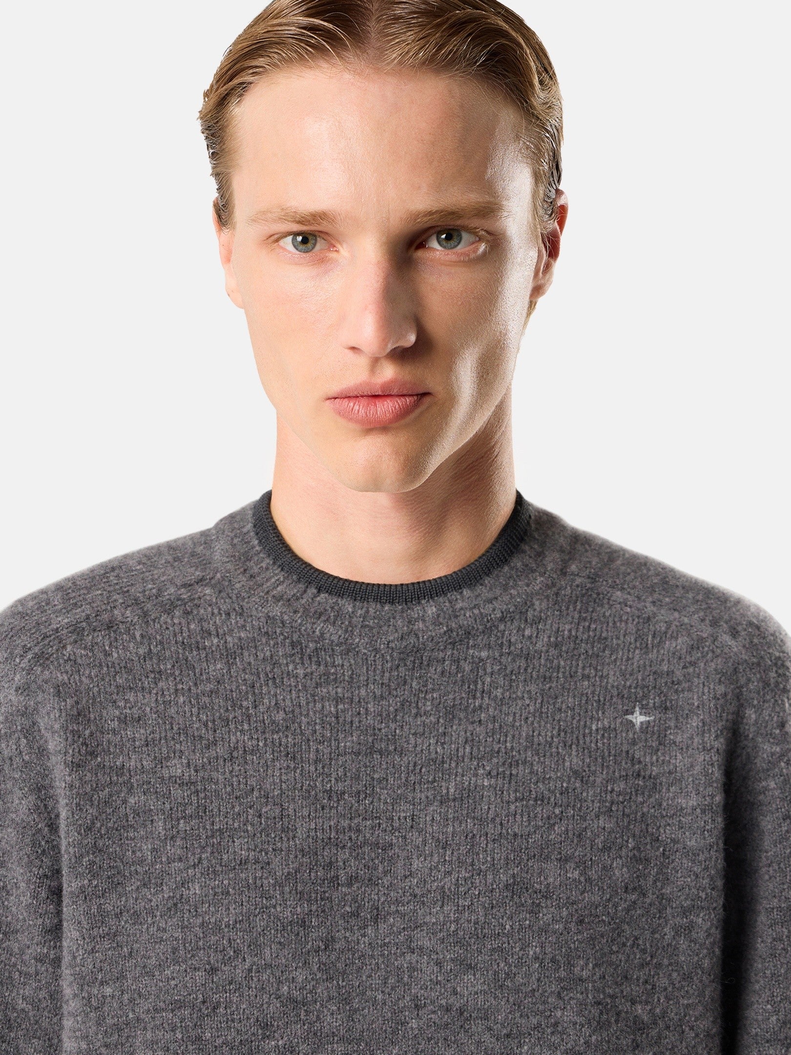 Stone Island Loose-Fit Crewneck Jumper with Contrast Trims 5100028