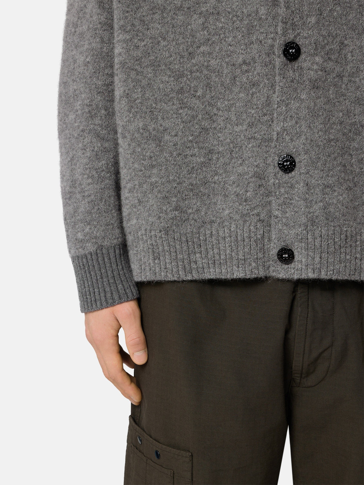 Stone Island Loose-Fit V-Neck Cardigan With Contrast Knit Details 5100046