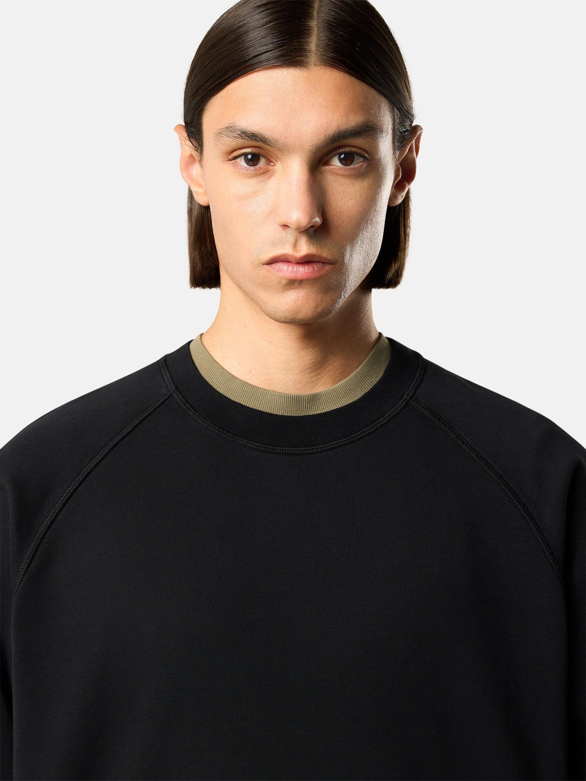 Stone Island Oversized-Fit Crewneck Sweatshirt with Raglan Sleeves 6100008