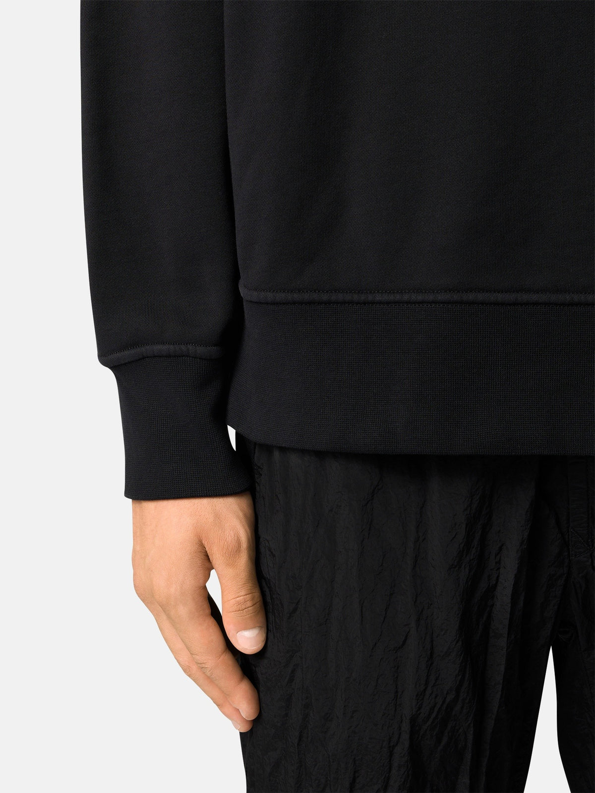 Stone Island Oversized-Fit Crewneck Sweatshirt with Raglan Sleeves 6100008