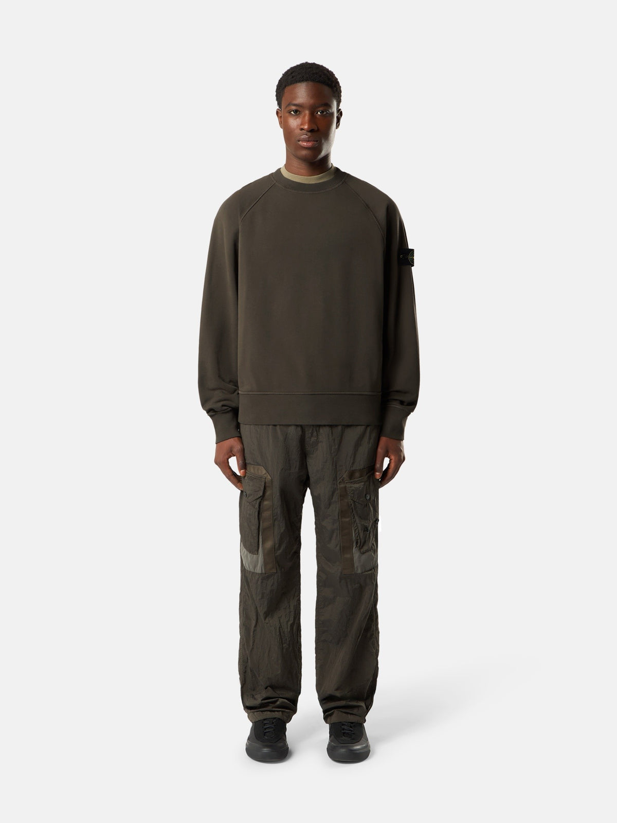 Stone Island Oversized-Fit Crewneck Sweatshirt with Raglan Sleeves 6100008