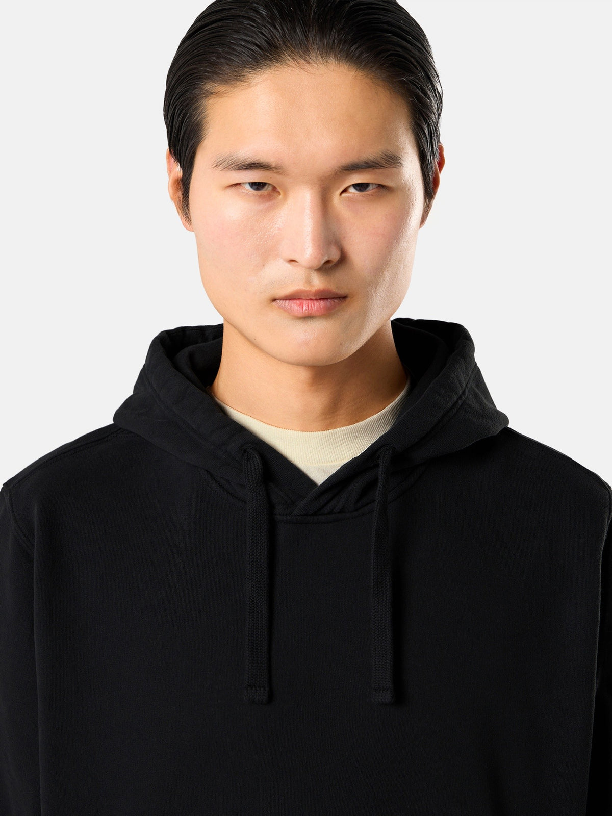 Stone Island Regular-Fit Hooded Sweatshirt with Thumbhole Cuffs 6100048