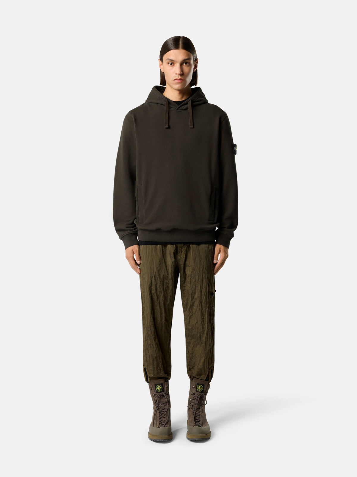 Stone Island Regular-Fit Hooded Sweatshirt with Thumbhole Cuffs 6100048