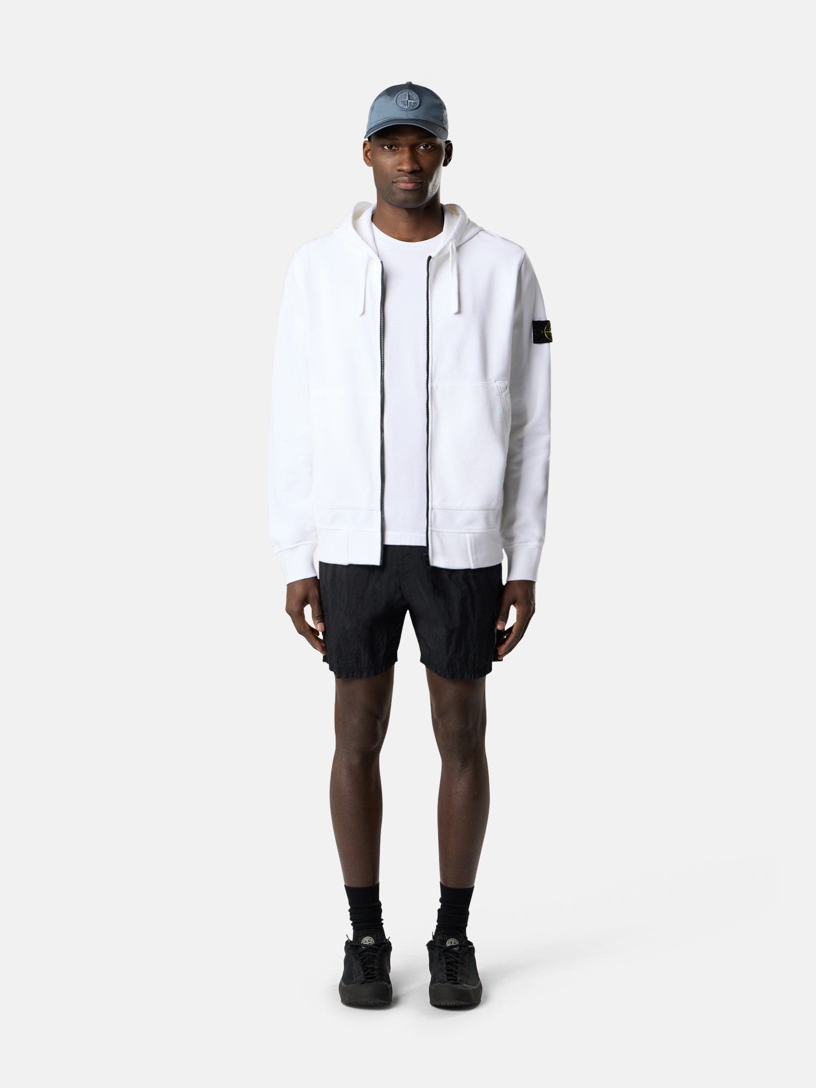 Stone Island Regular-Fit Zip-Up Hooded Sweatshirt with Pockets 6100061