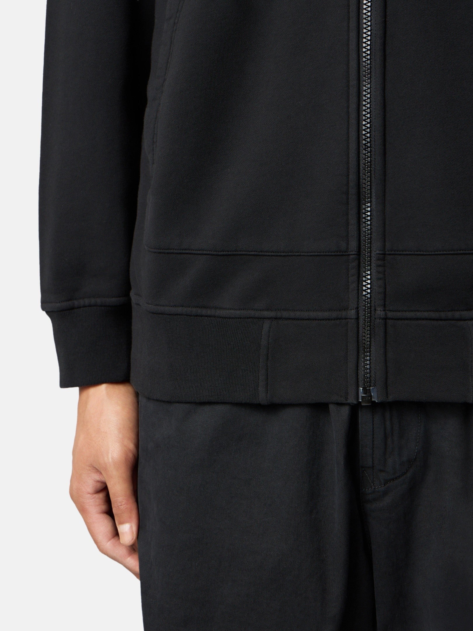 Stone Island Regular-Fit Zip-Up Hooded Sweatshirt with Pockets 6100061