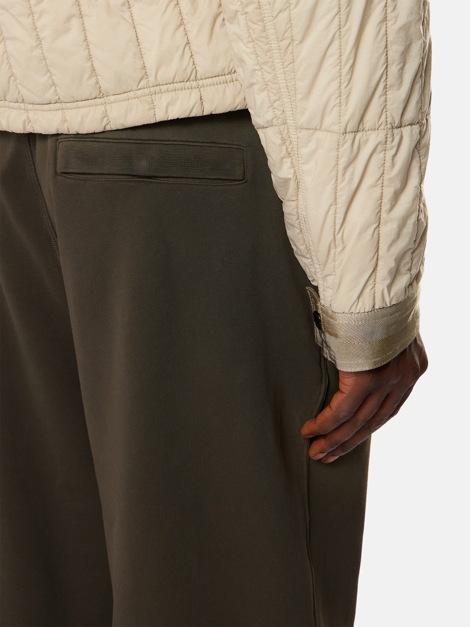 Stone Island Loose-Fit Joggers with Pockets and Elasticated Cuffs 6200002