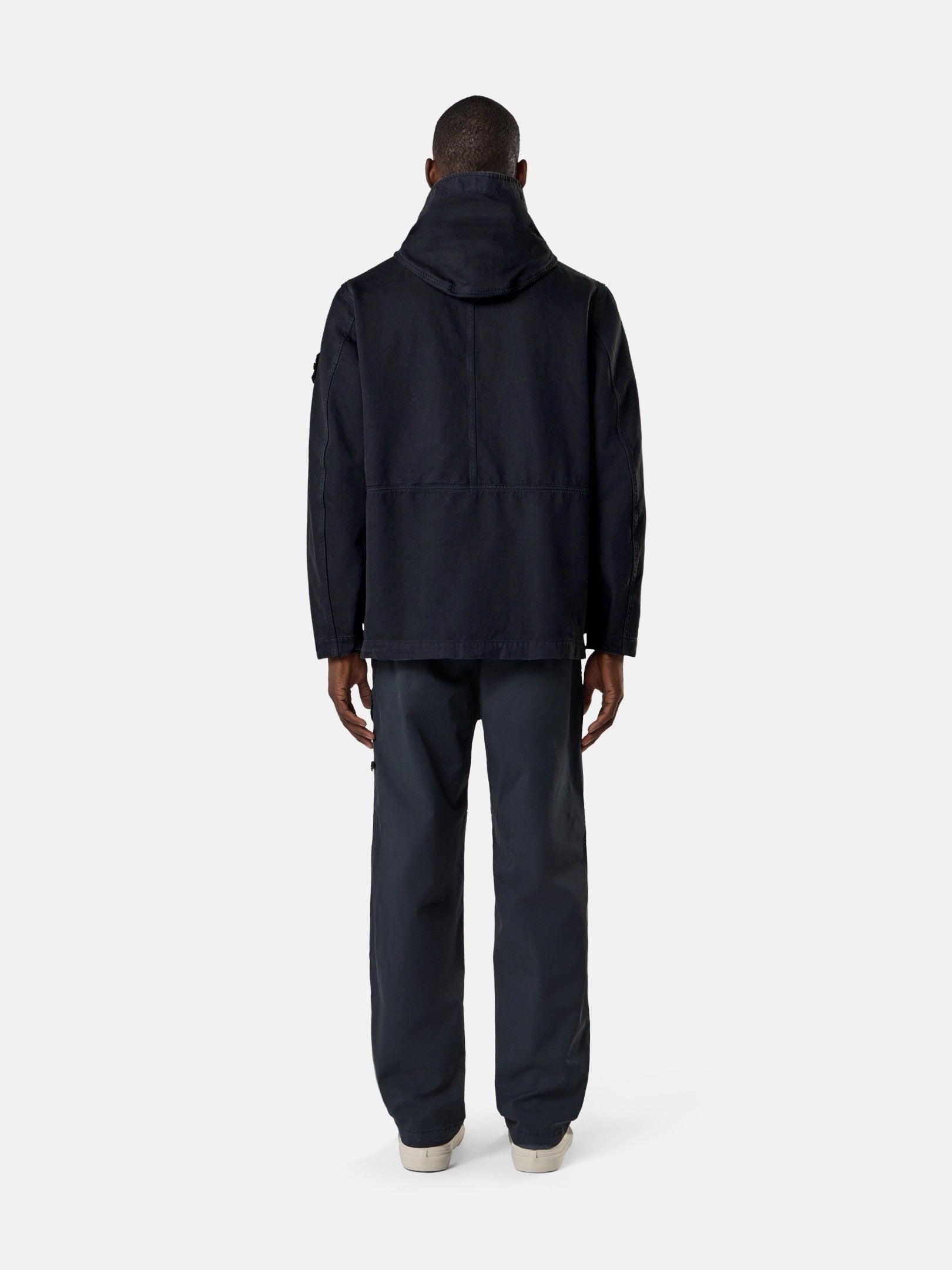 Stone Island Hooded Jacket with Anti-Drop Finish Q100001