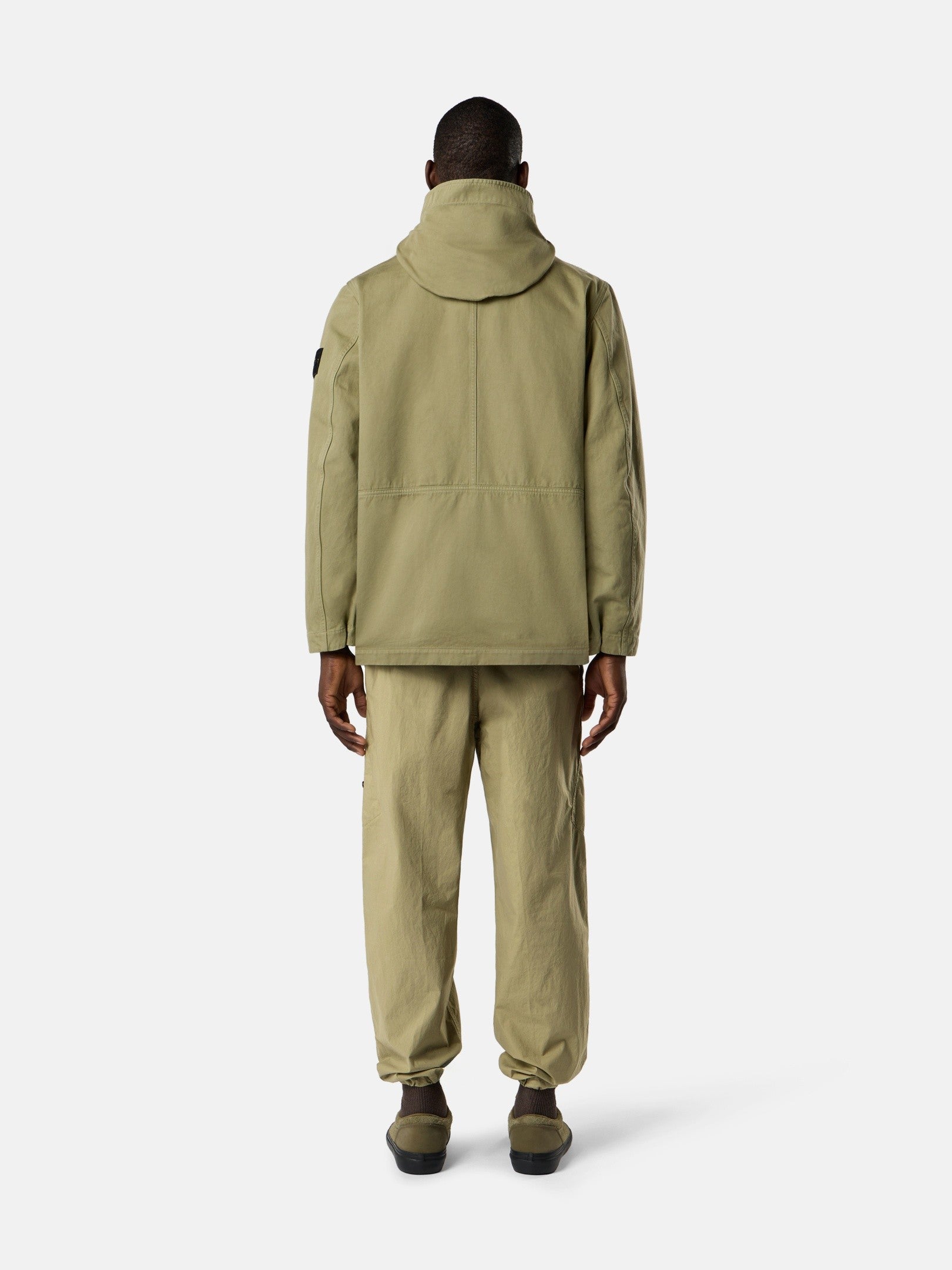 Stone Island Hooded Jacket with Anti-Drop Finish Q100001