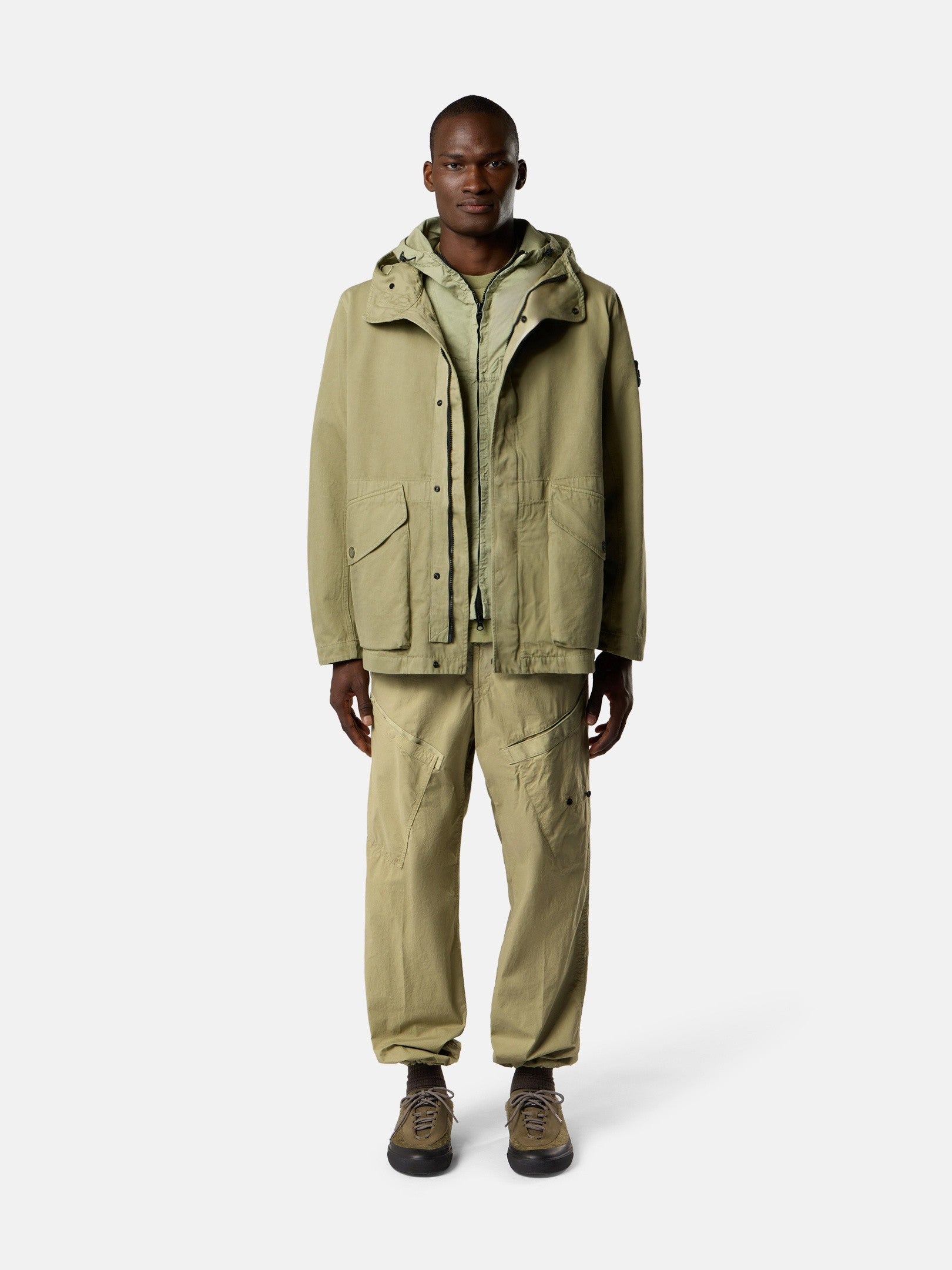 Stone Island Hooded Jacket with Anti-Drop Finish Q100001