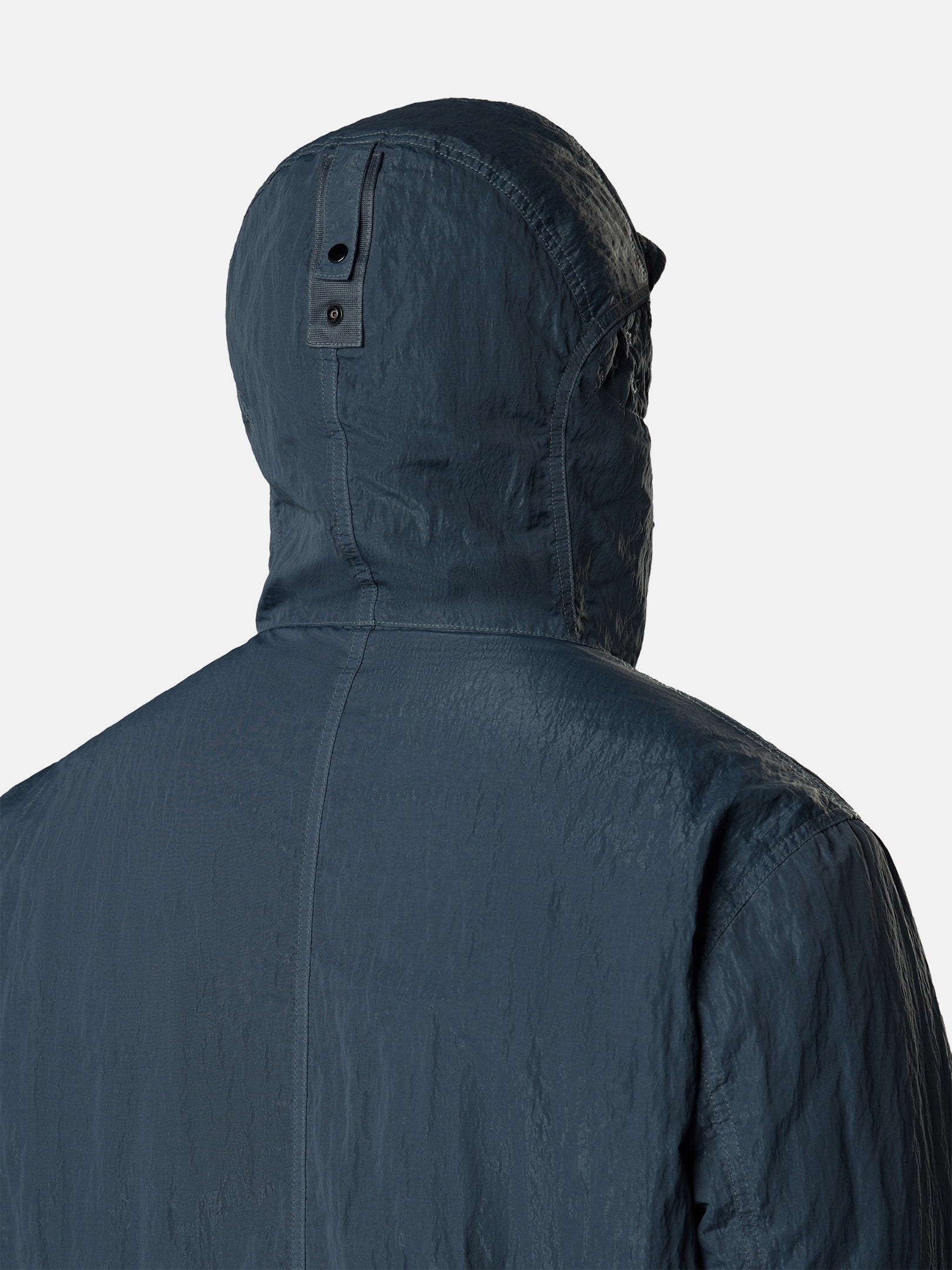Stone Island Padded Hooded Jacket with Anti-Drop Finish Q100007