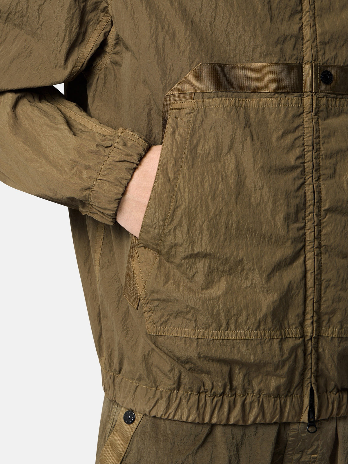 Stone Island Stand Collar Jacket with Anti-Drop Finish Q100009