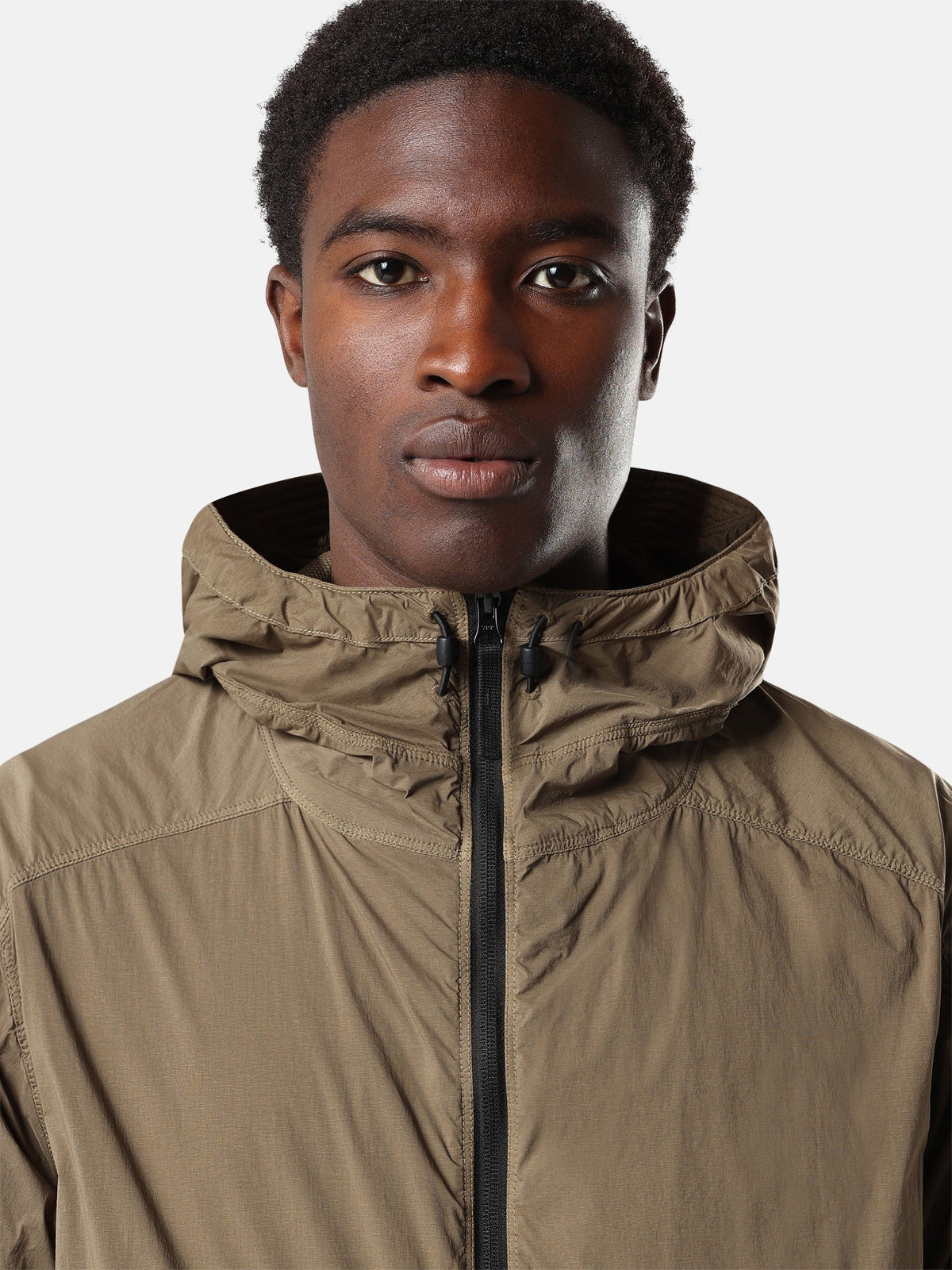 Stone Island Hooded Jacket with Anti-Drop Finish Q100020